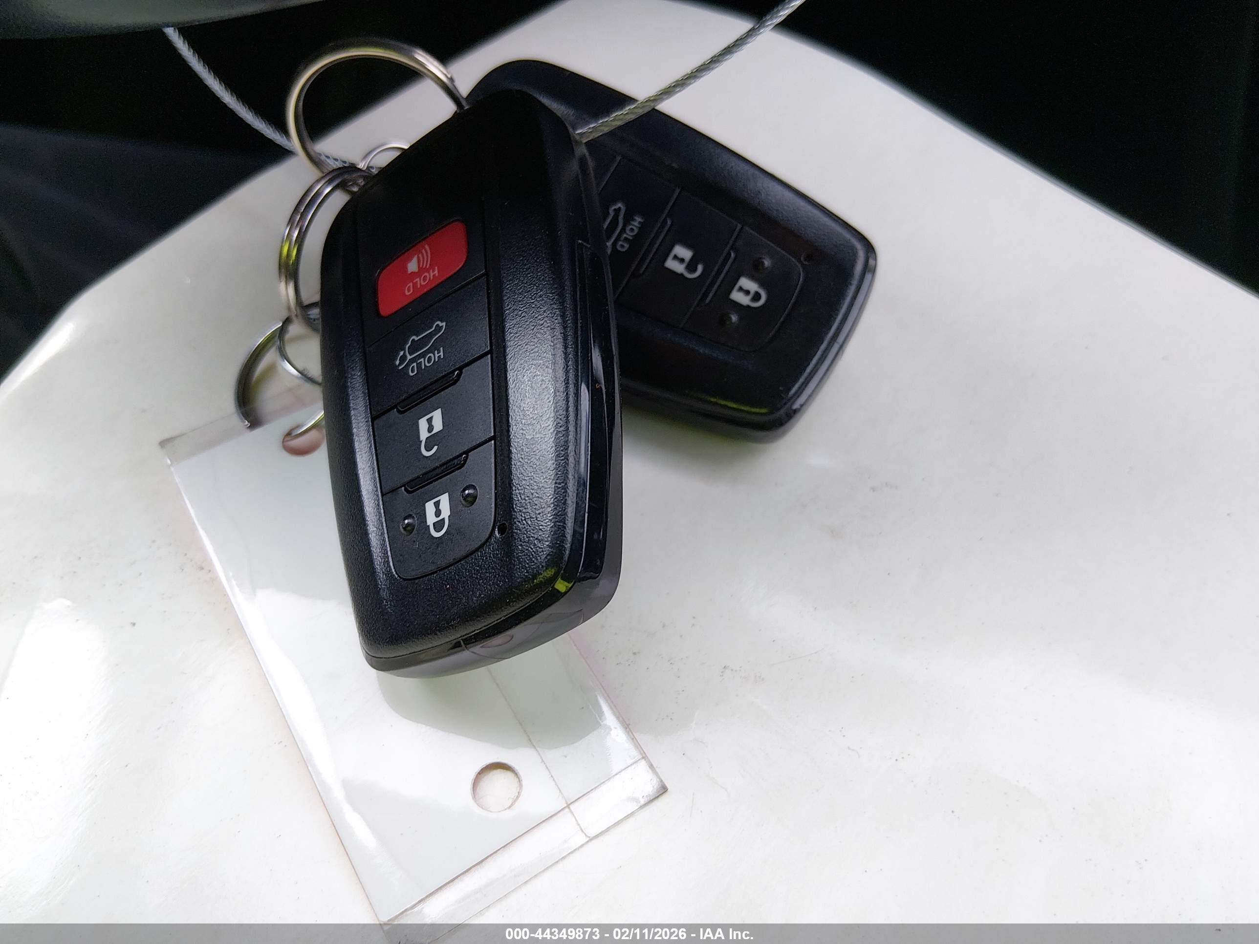 TOYOTA HIGHLANDER image 11