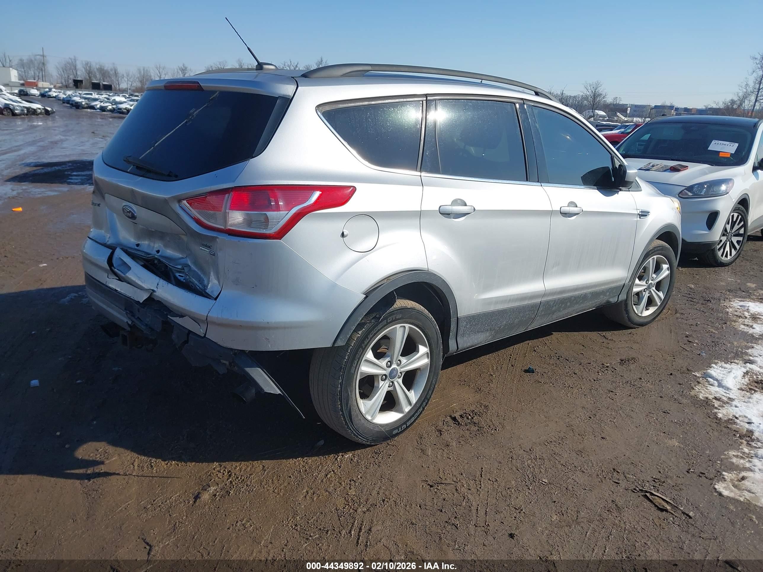 FORD ESCAPE image 4