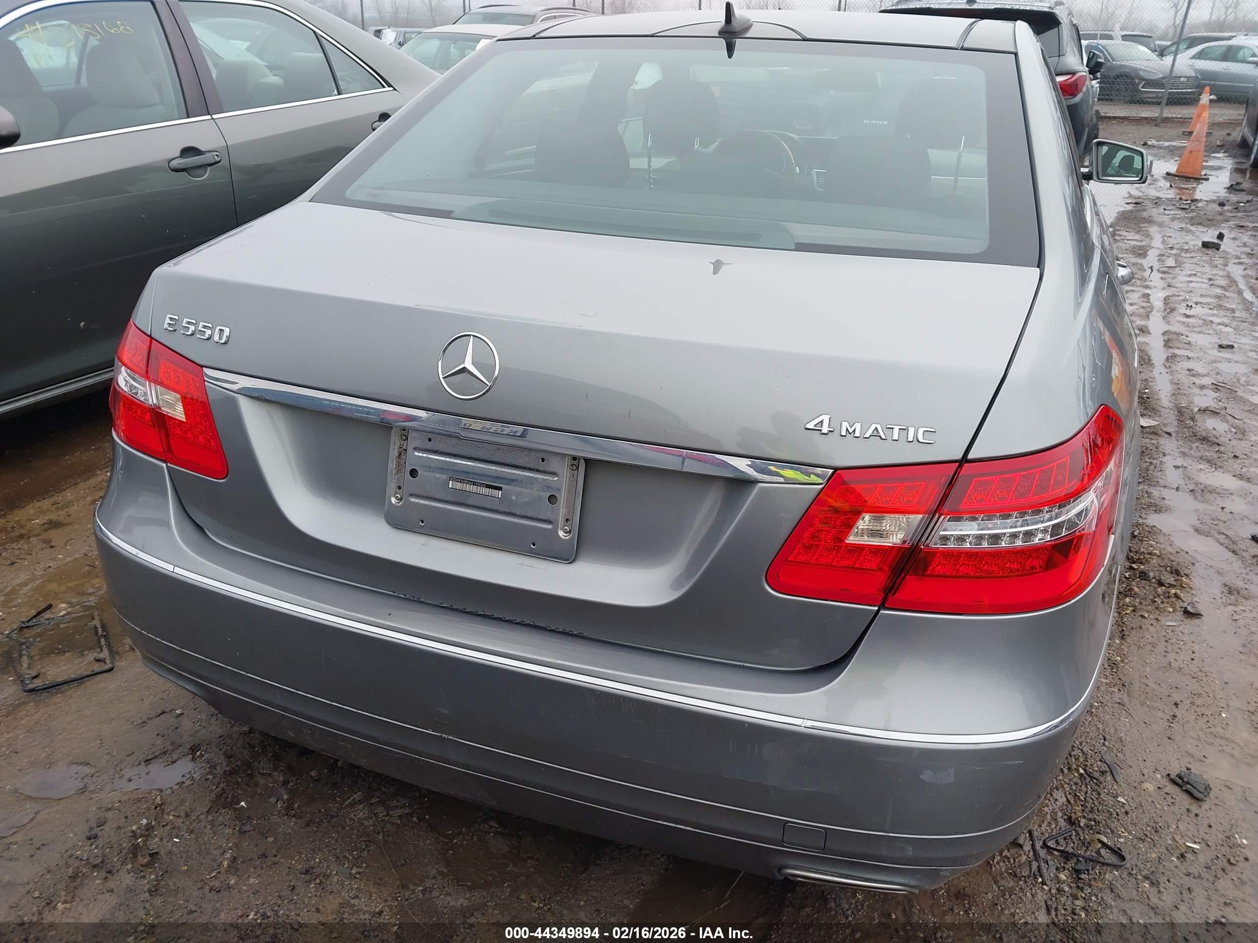 MERCEDES-BENZ E image 6