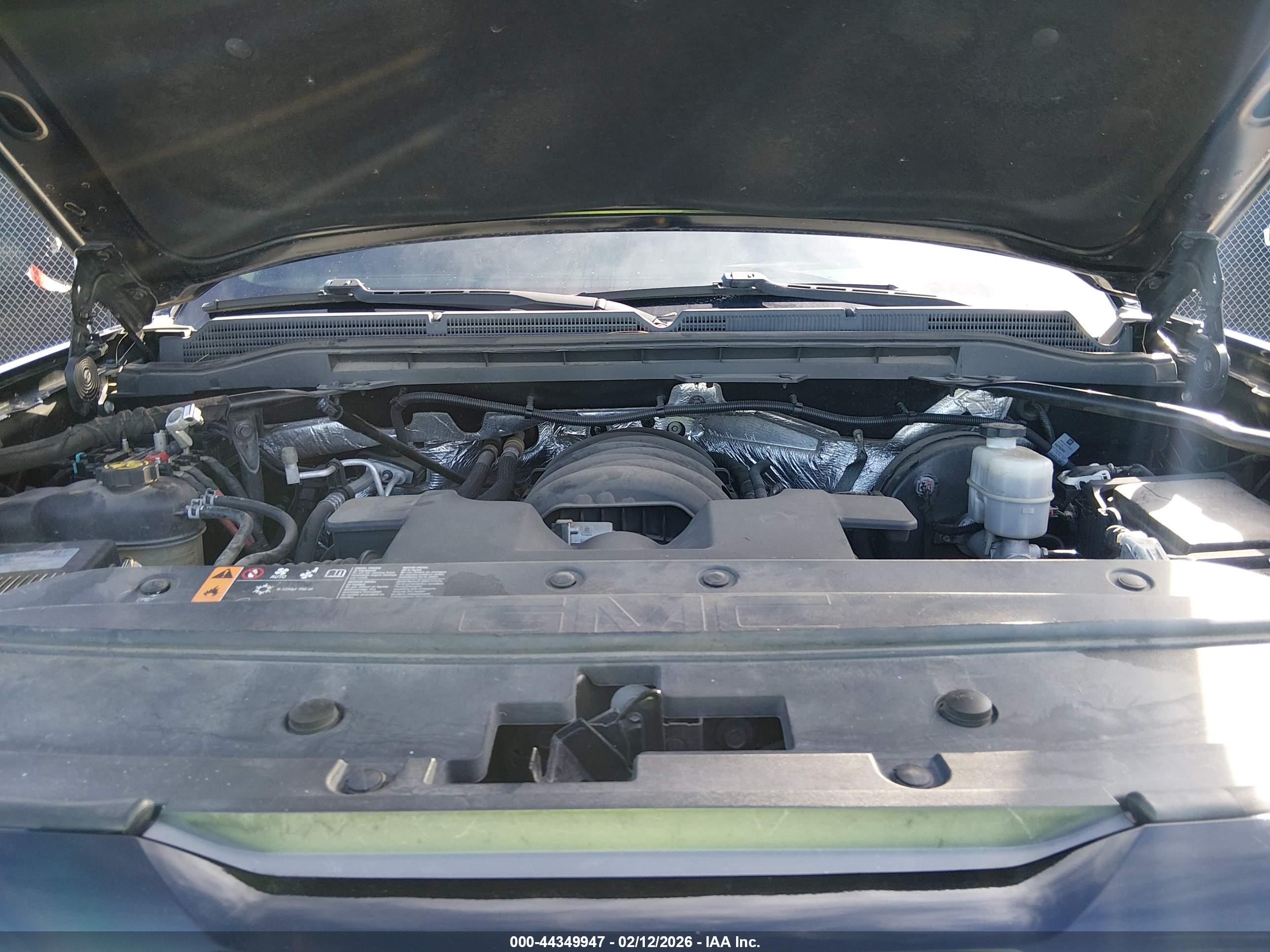 GMC SIERRA image 10