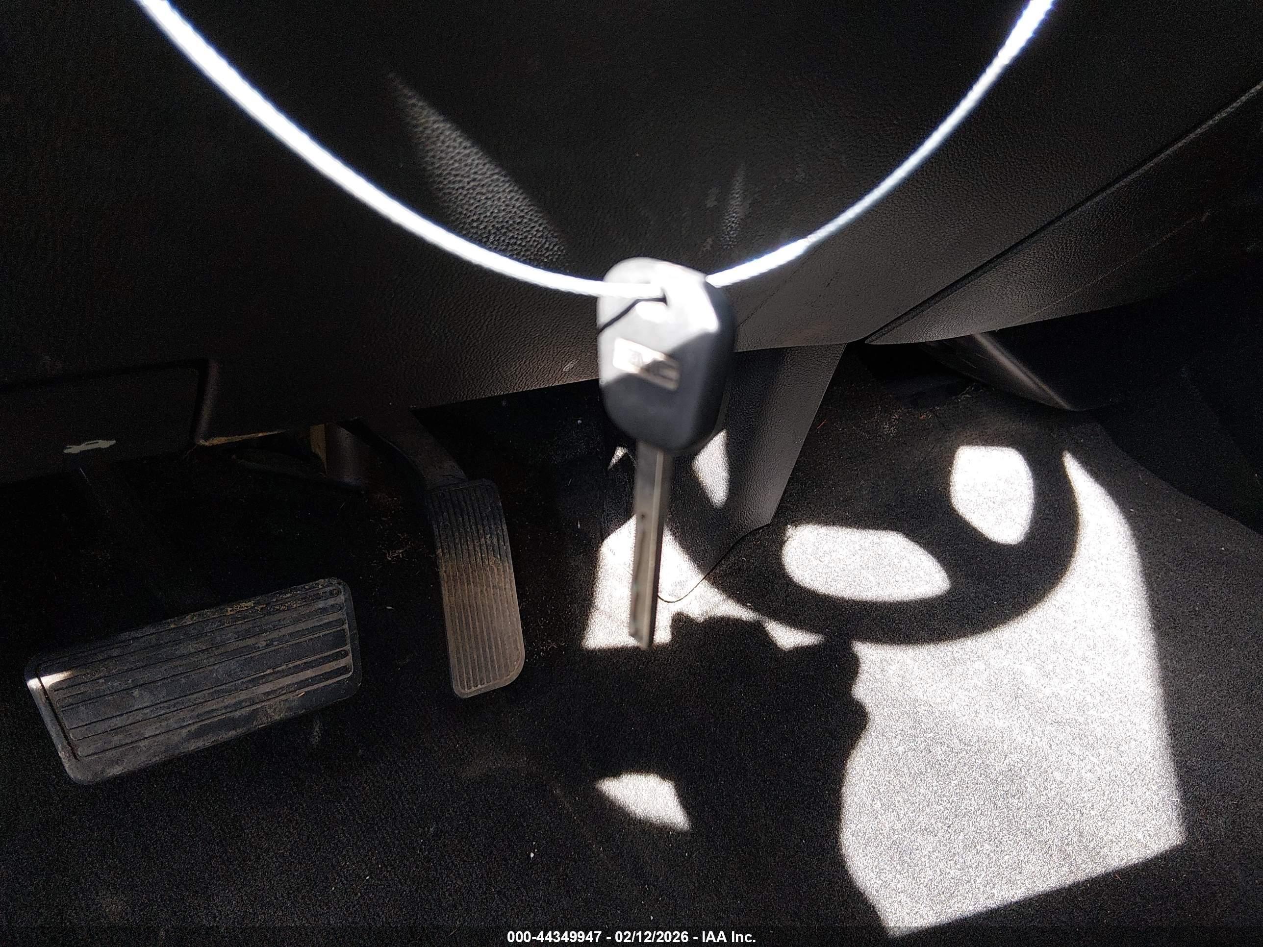 GMC SIERRA image 11