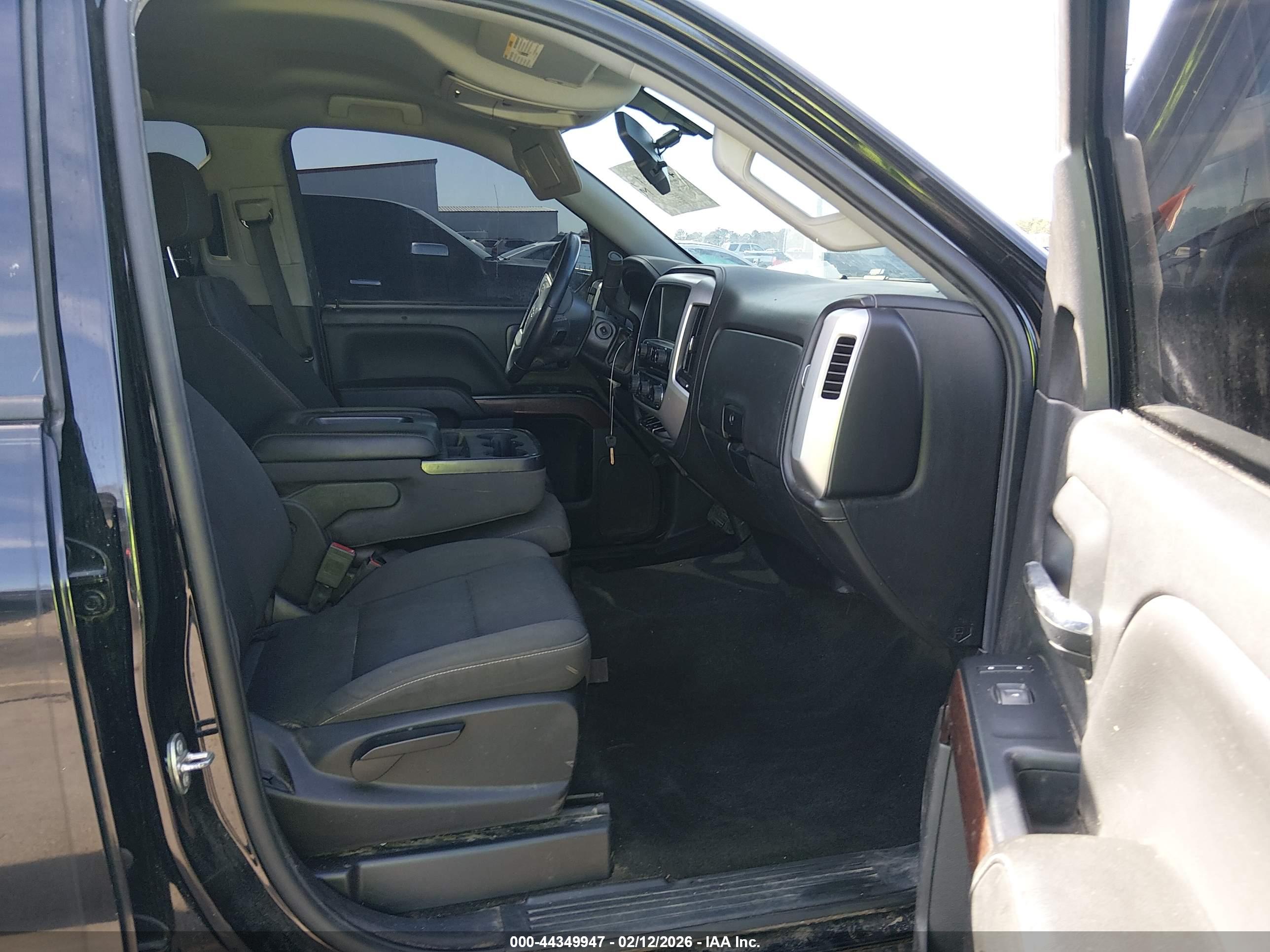 GMC SIERRA image 5