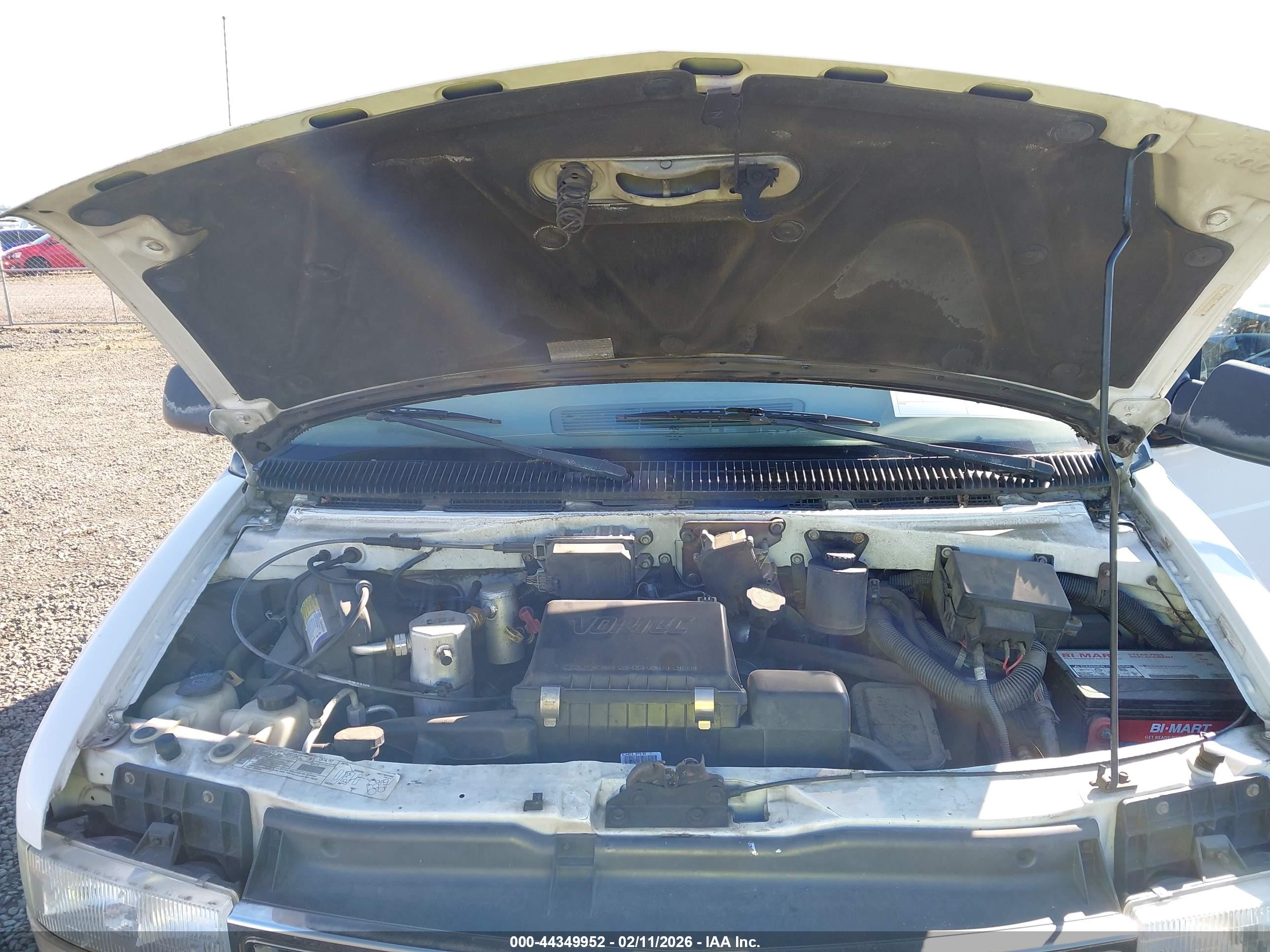 GMC SAFARI image 10