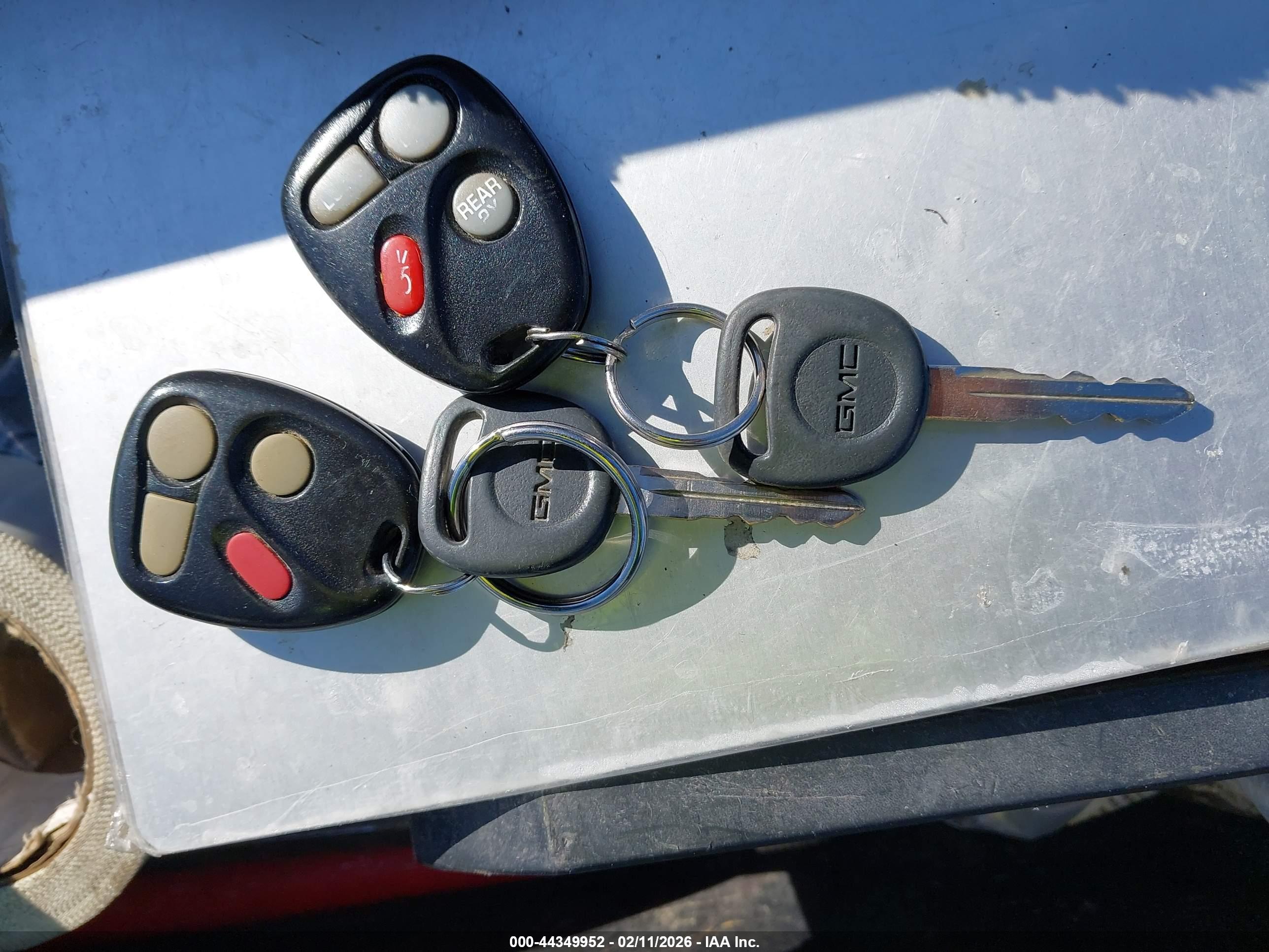 GMC SAFARI image 11