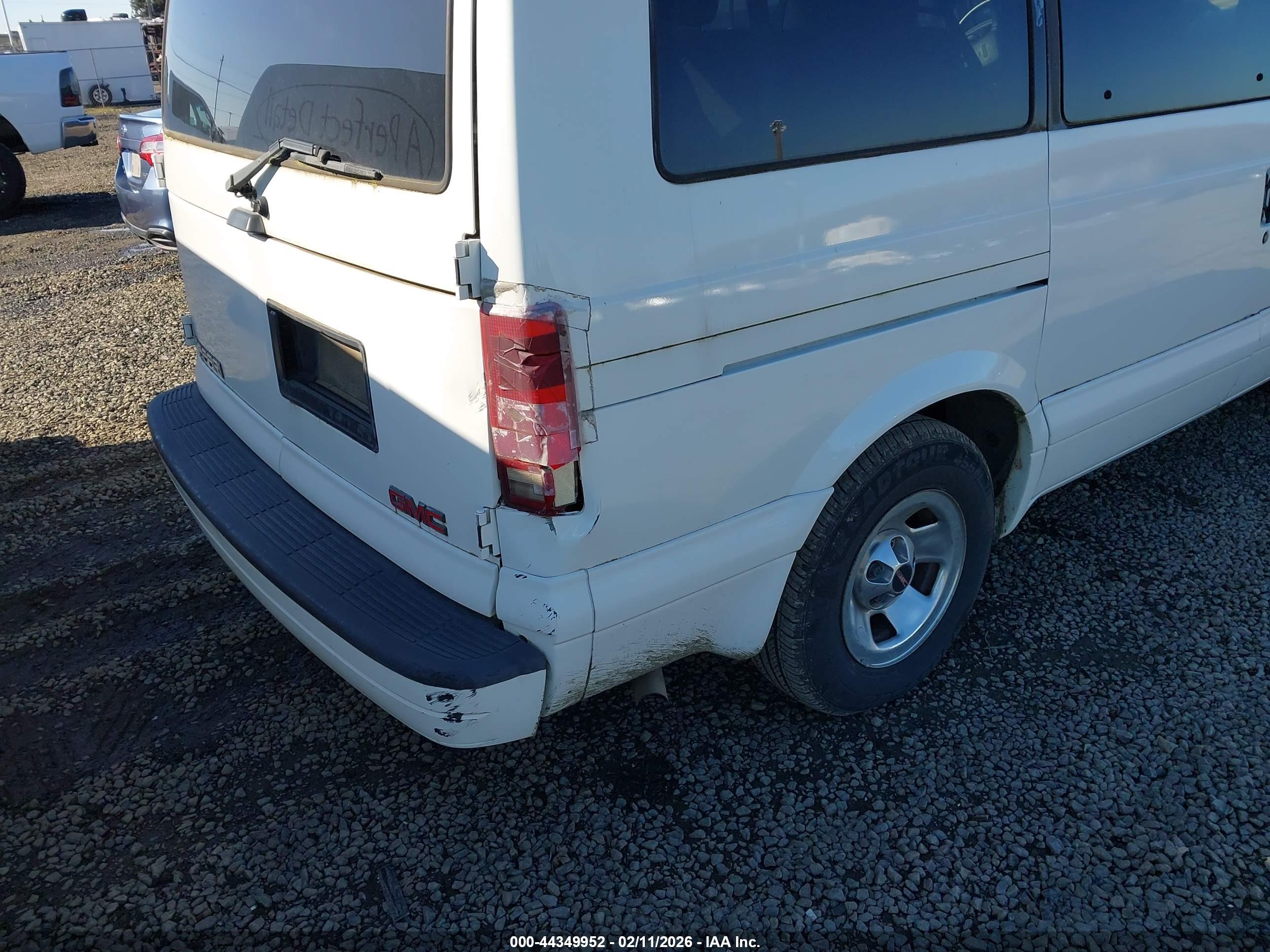 GMC SAFARI image 6
