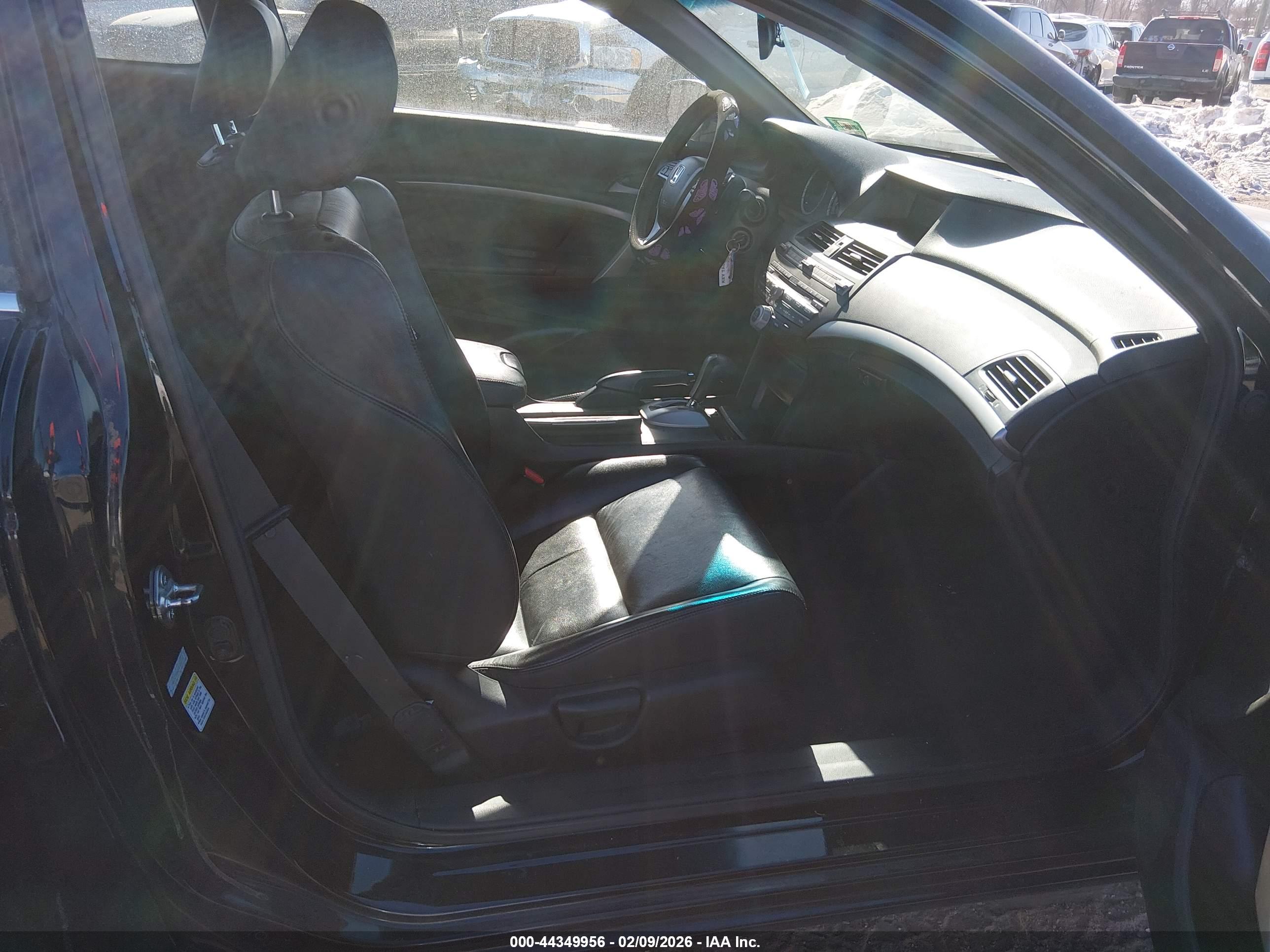 HONDA ACCORD image 5