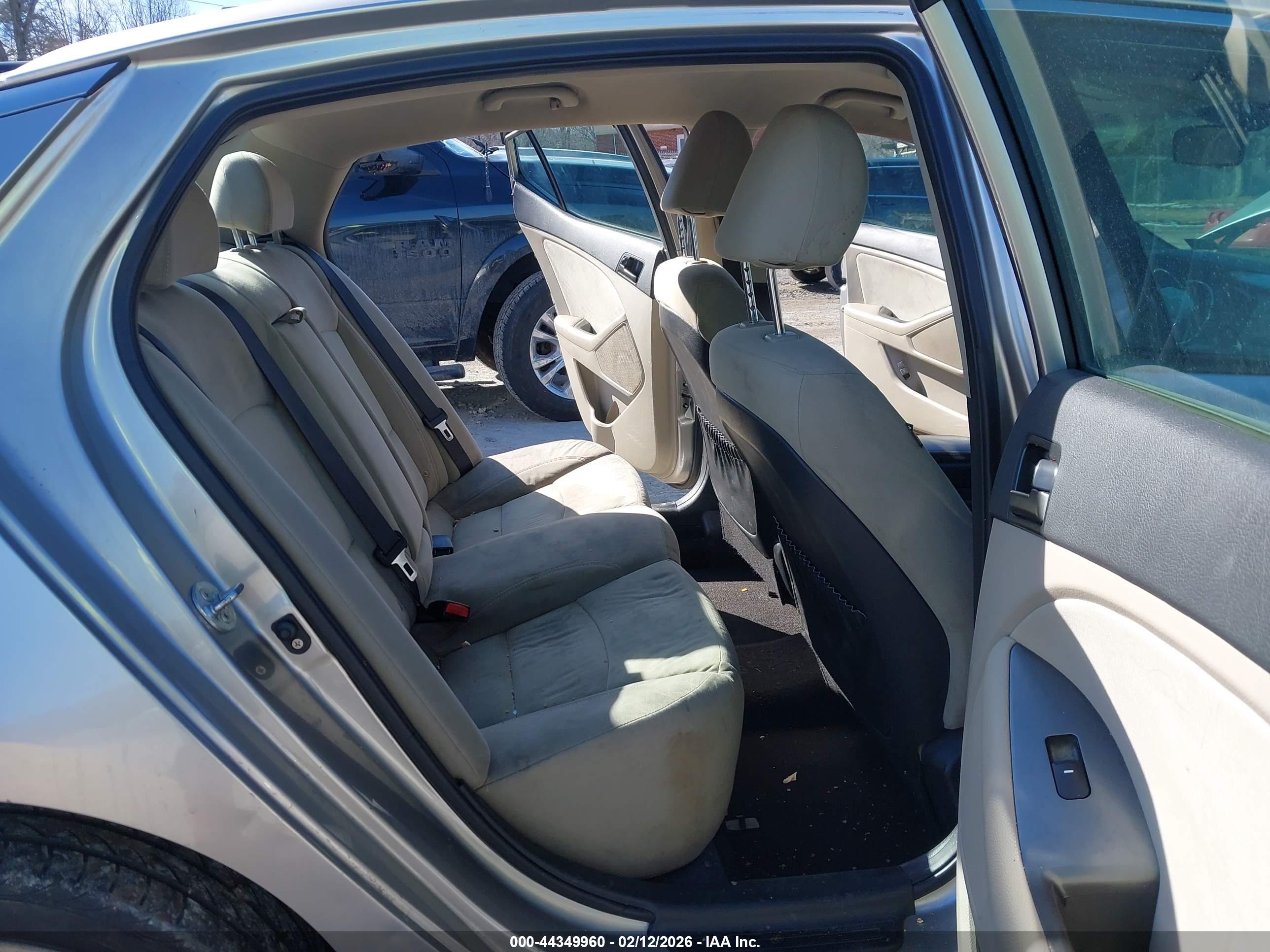 KIA OPTIMA image 8