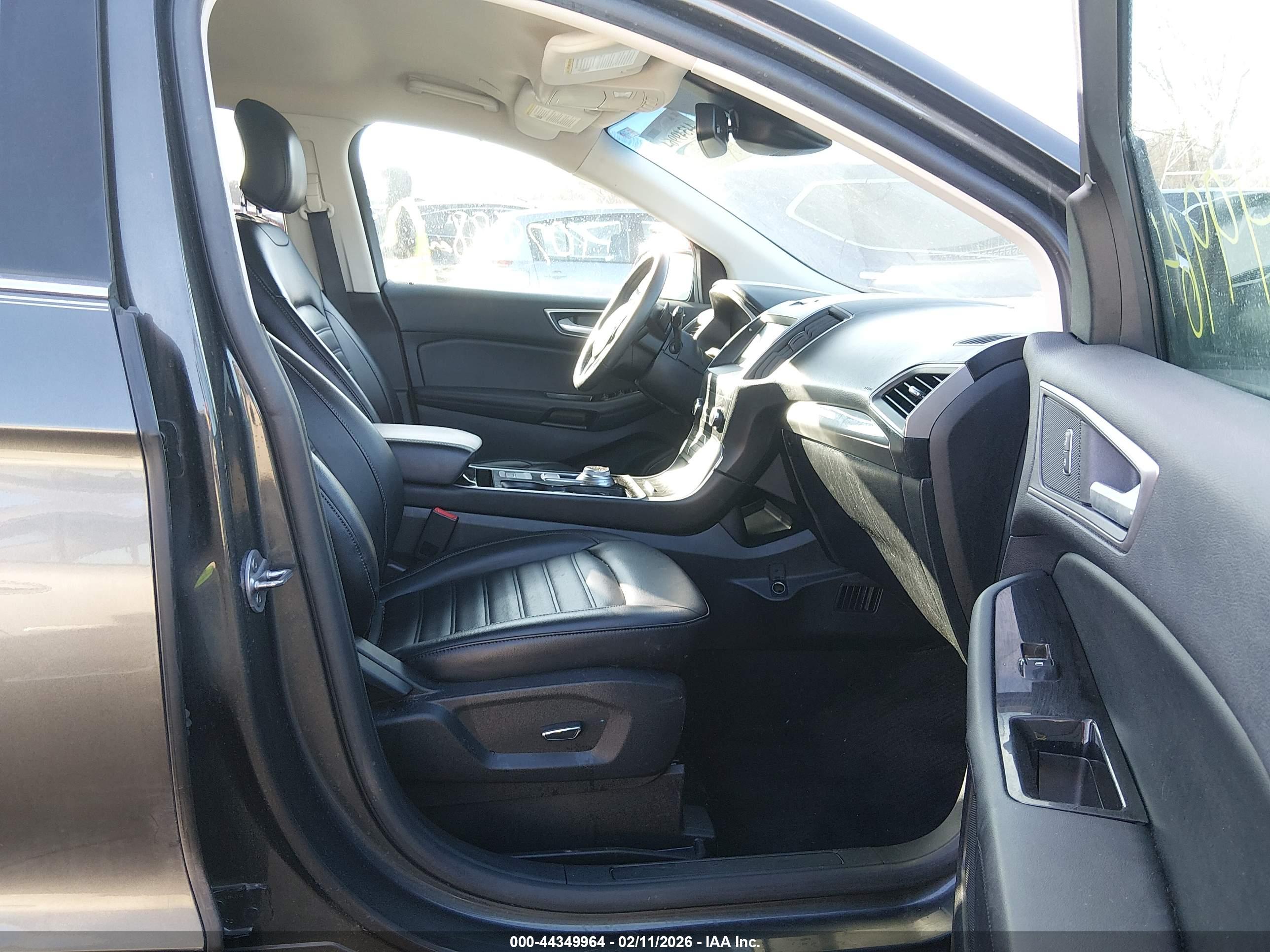 FORD EDGE image 5