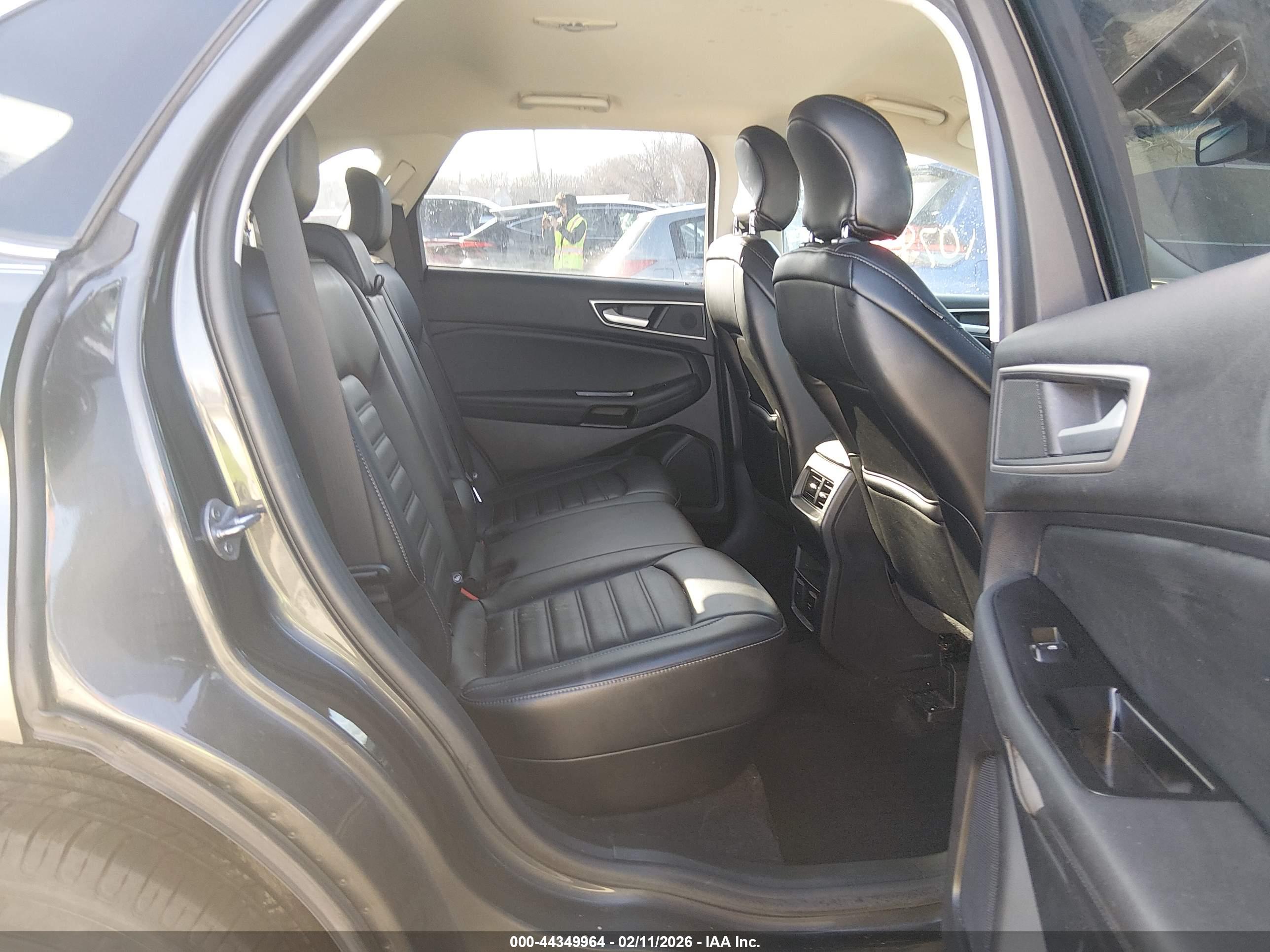 FORD EDGE image 8