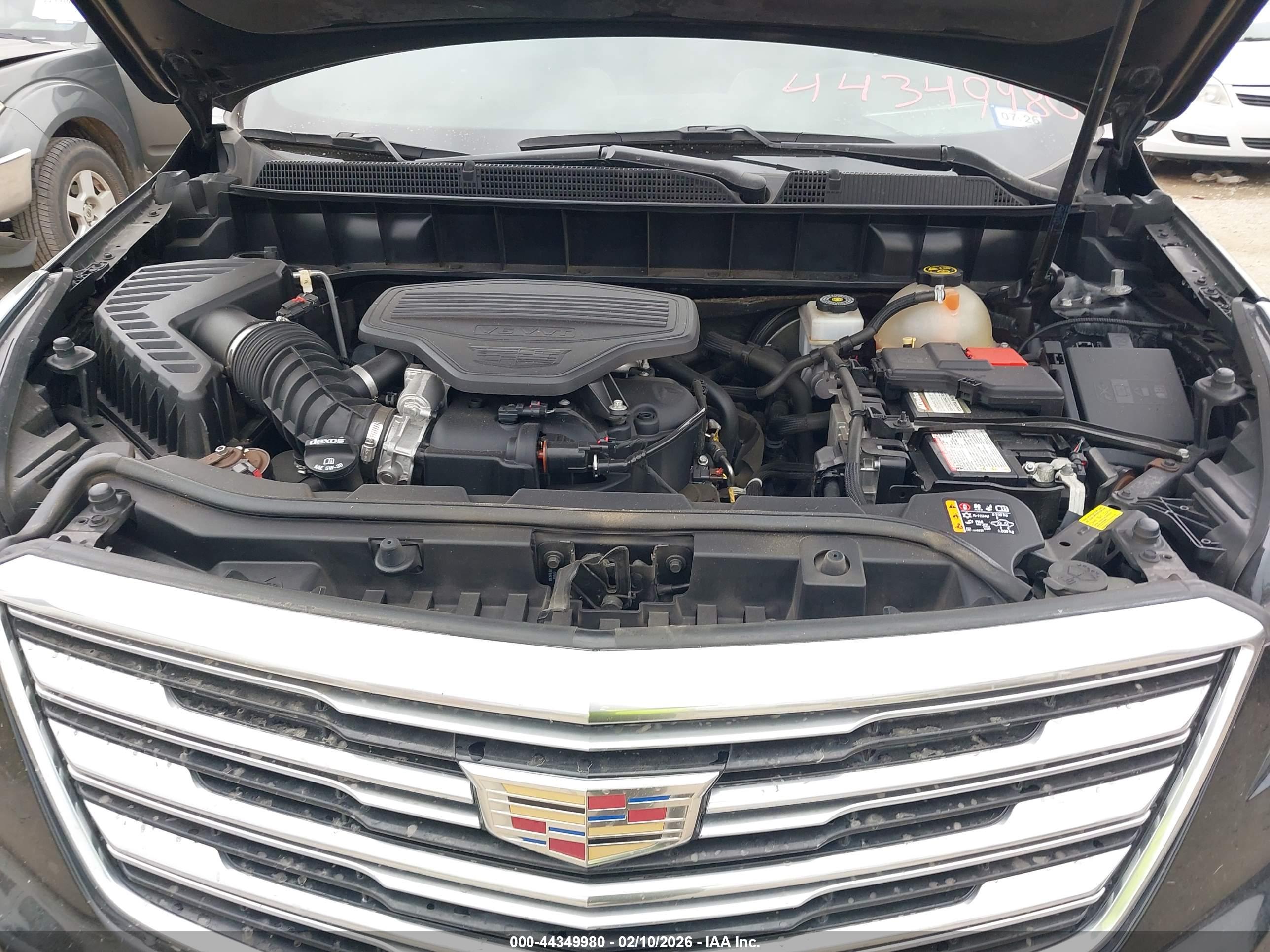 CADILLAC XT5 image 10