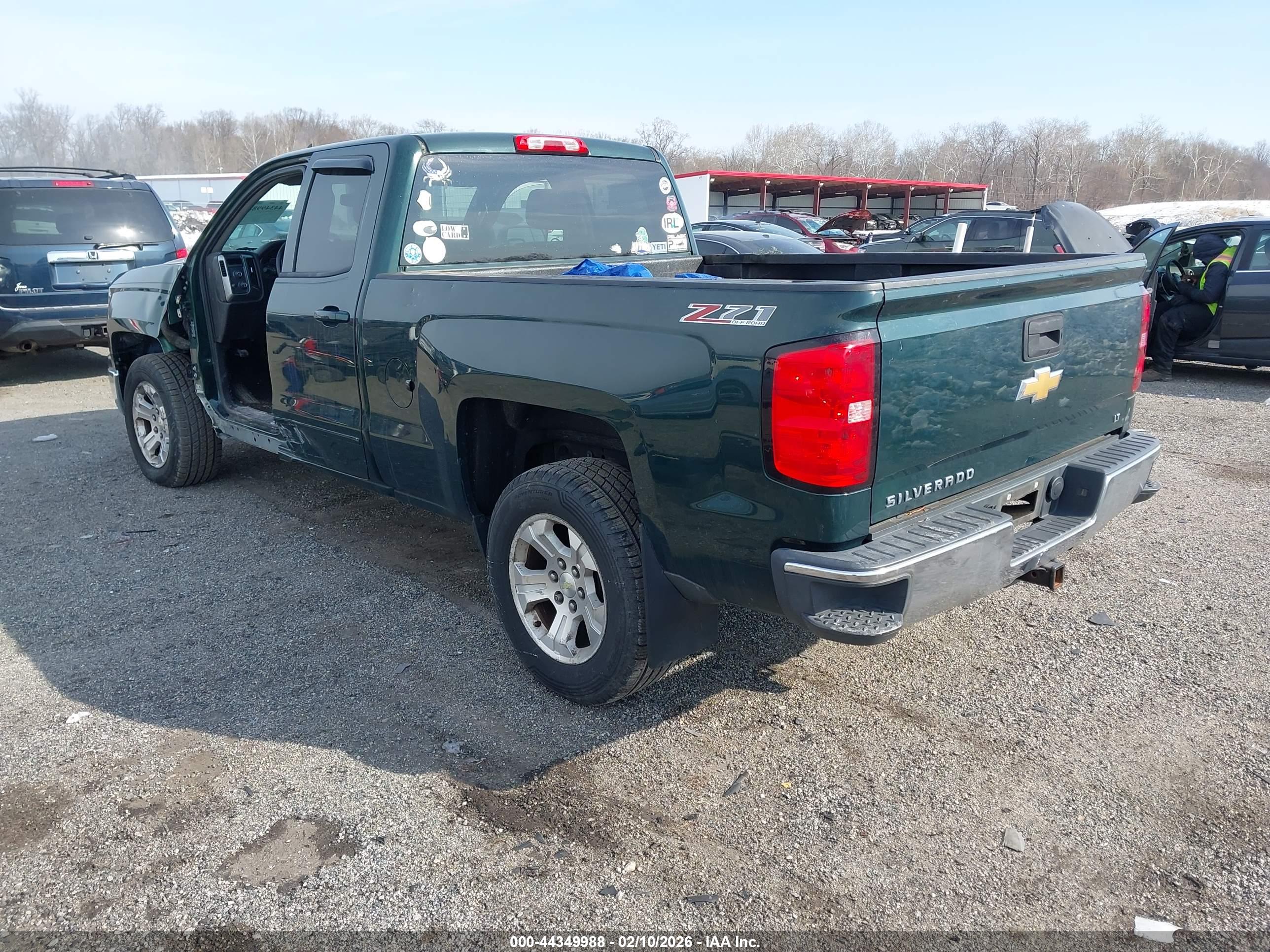 CHEVROLET SILVERADO image 3