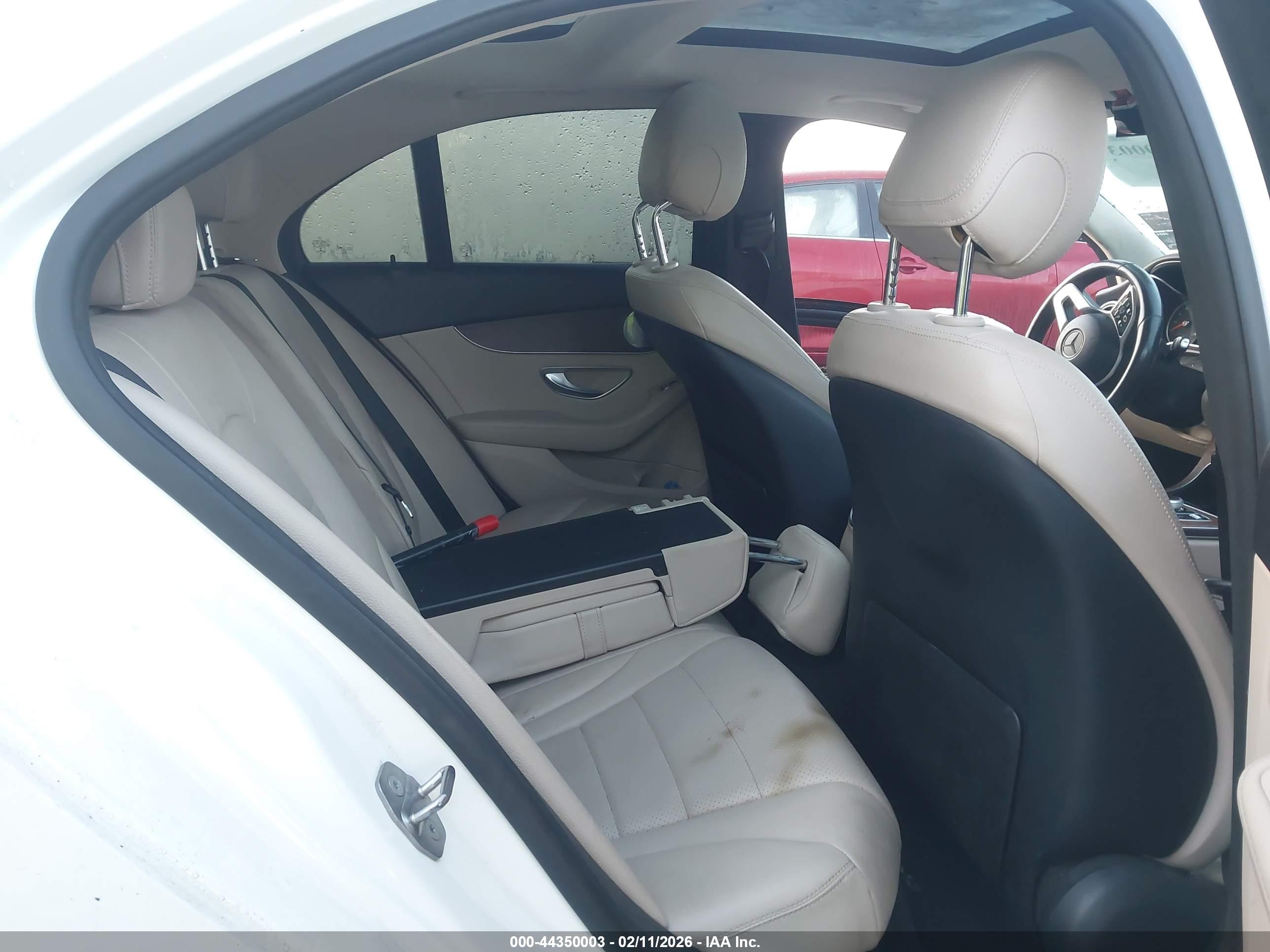 MERCEDES-BENZ C image 8