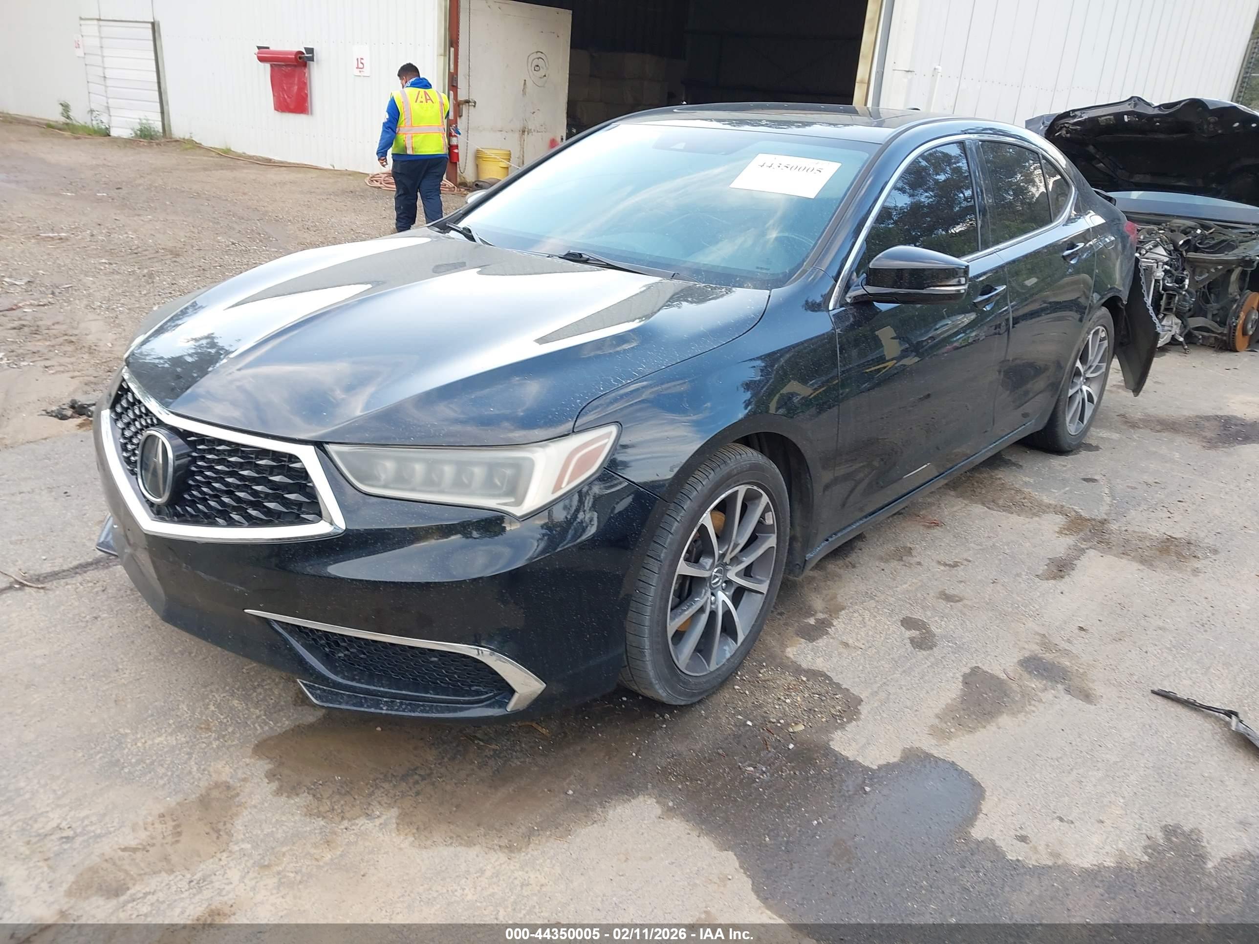 ACURA TLX image 2