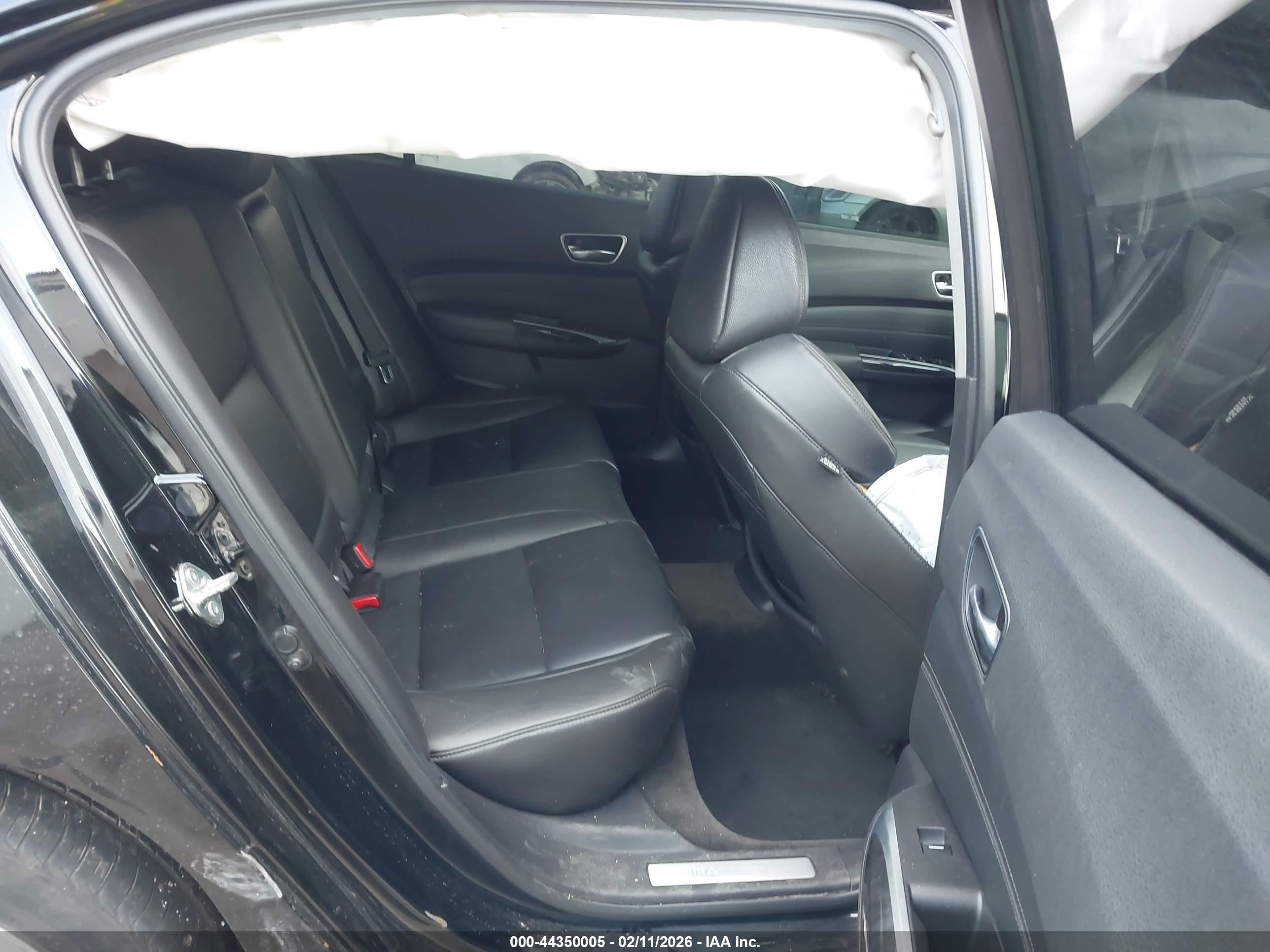 ACURA TLX image 8