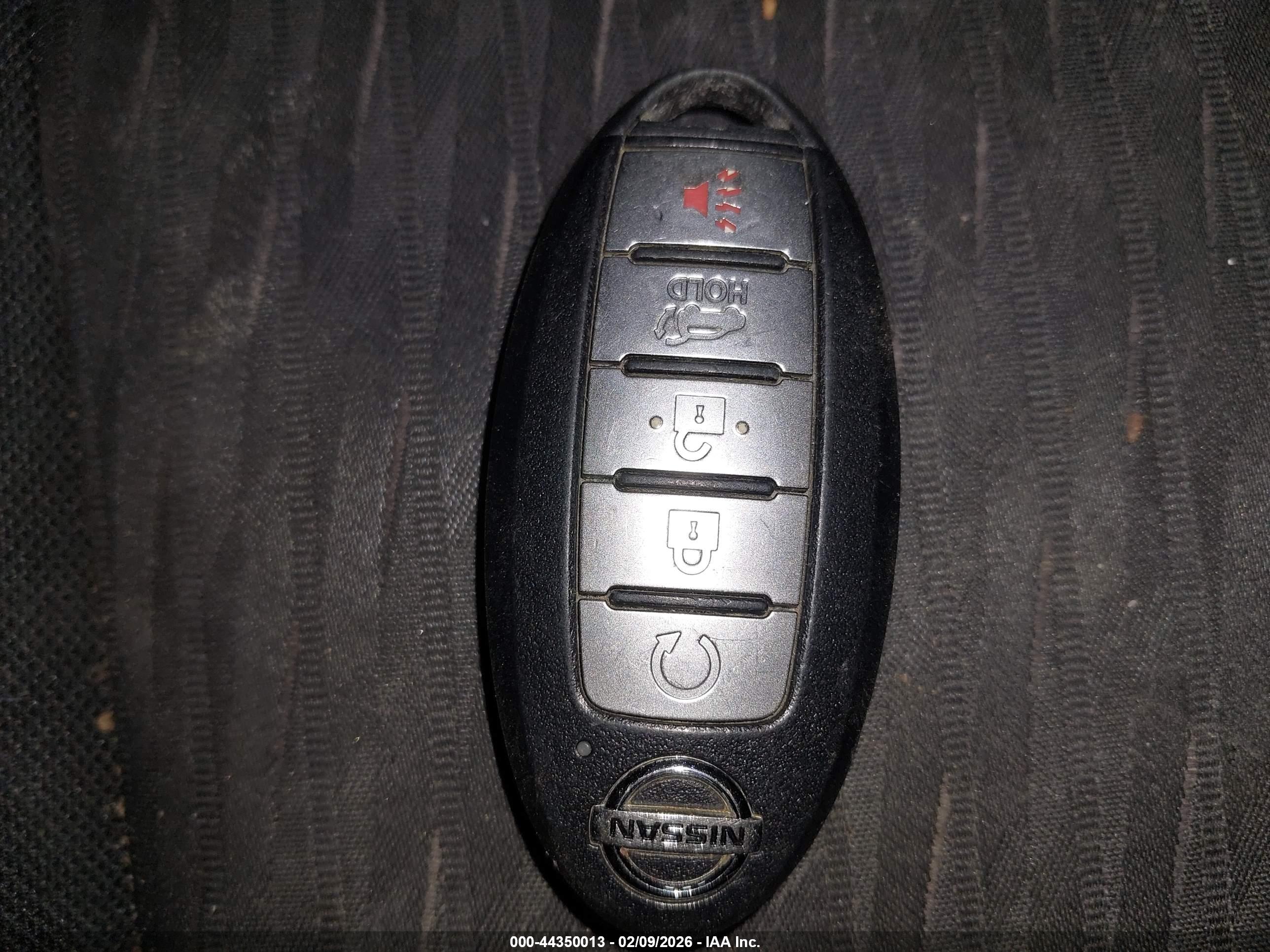 NISSAN ROGUE image 11