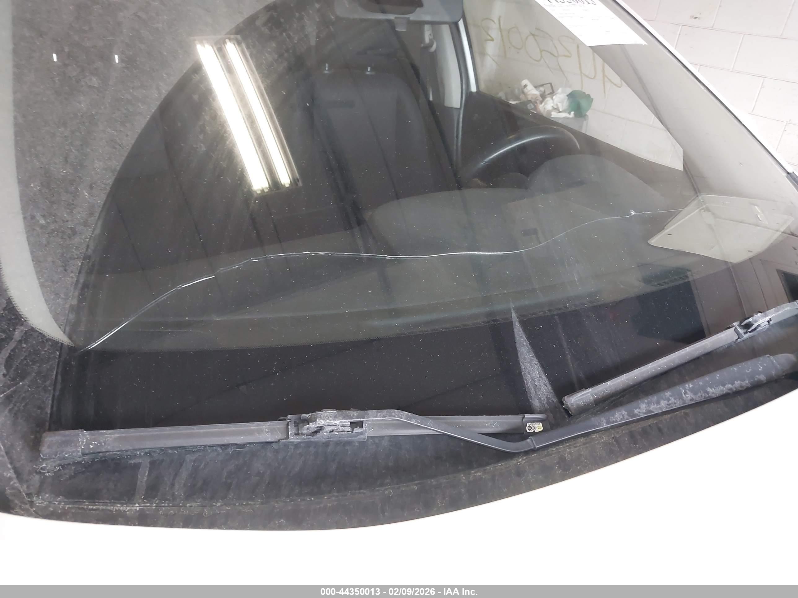 NISSAN ROGUE image 6