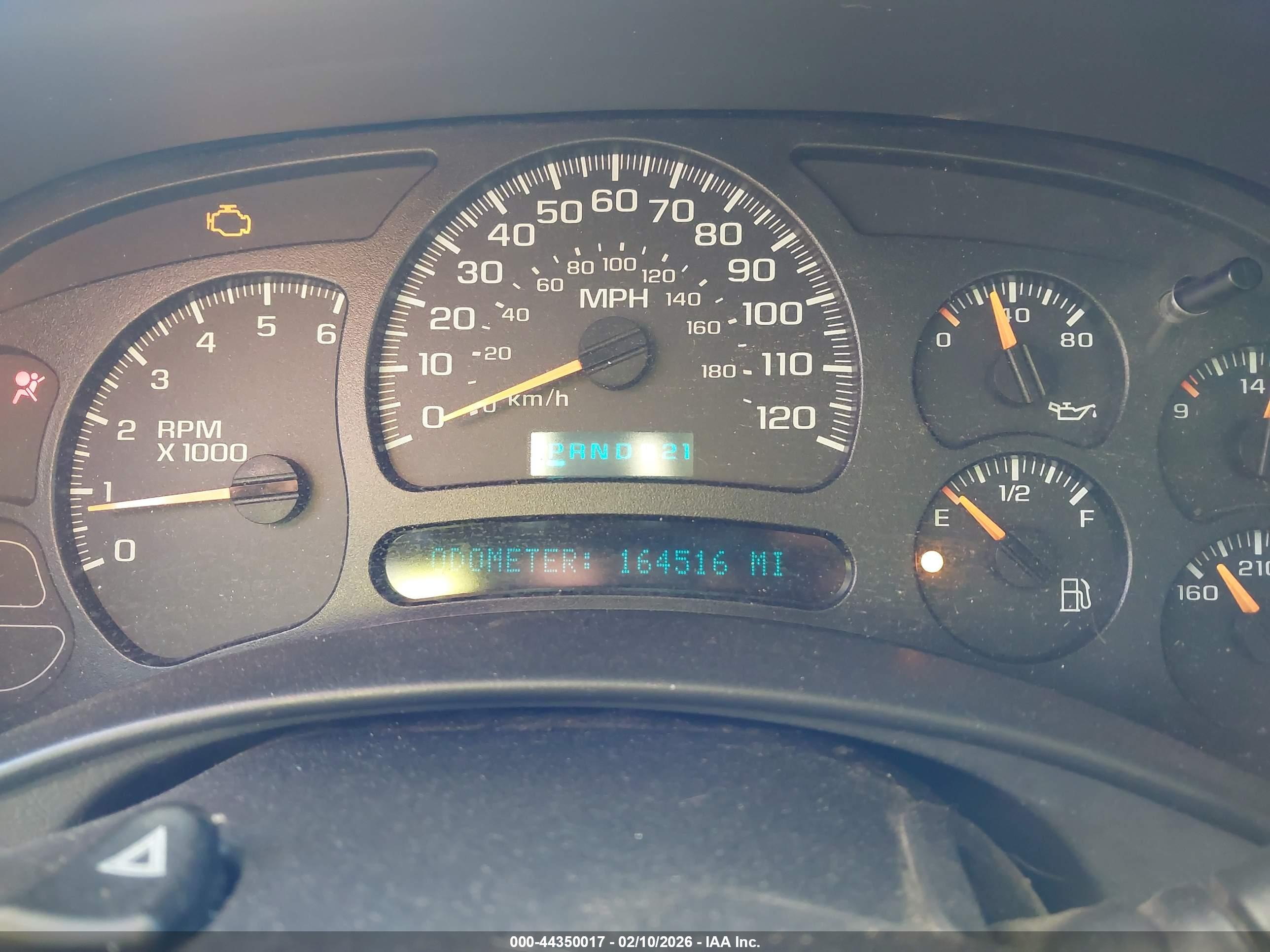 CHEVROLET SILVERADO image 7