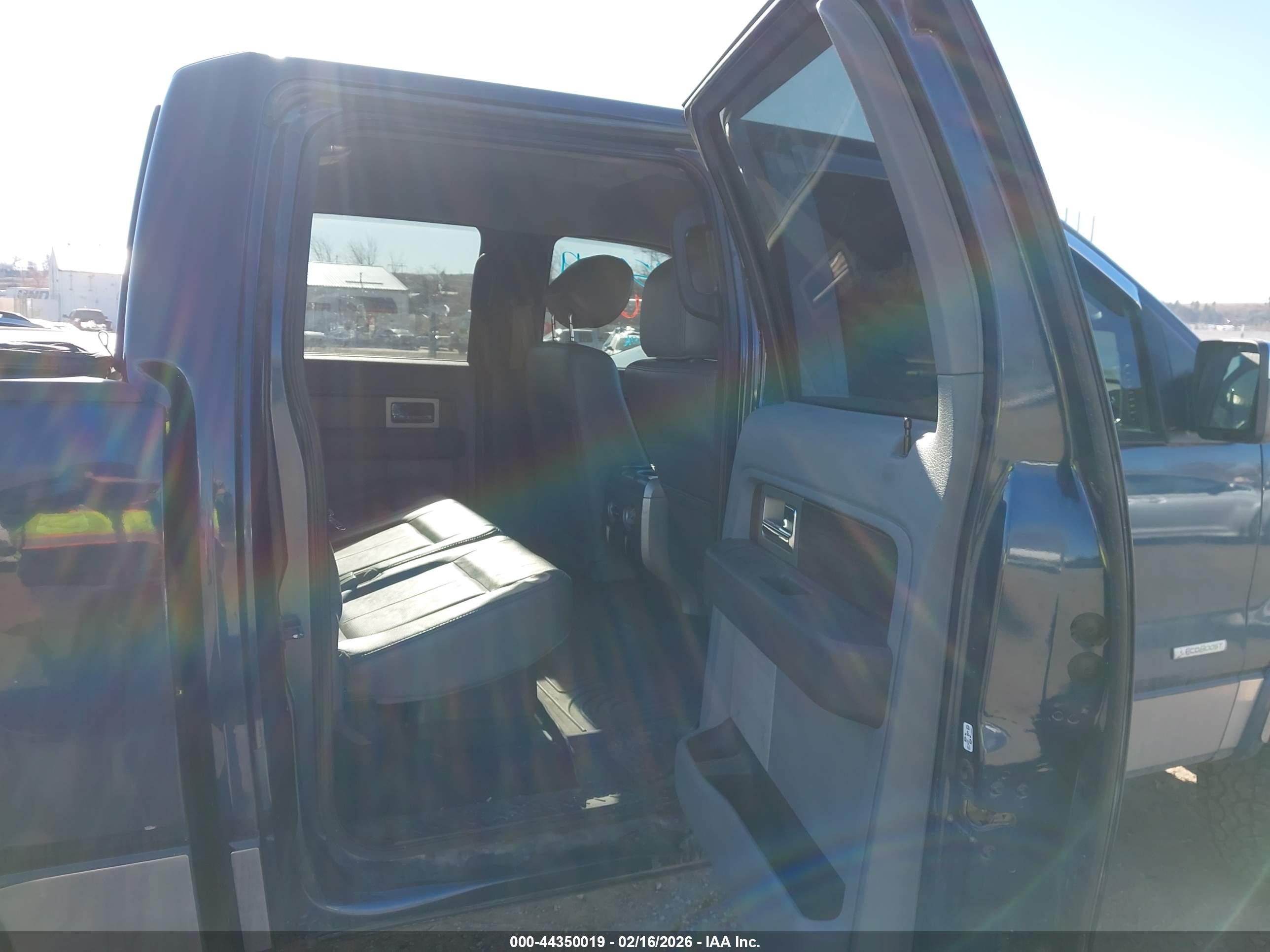 FORD F-150 image 8