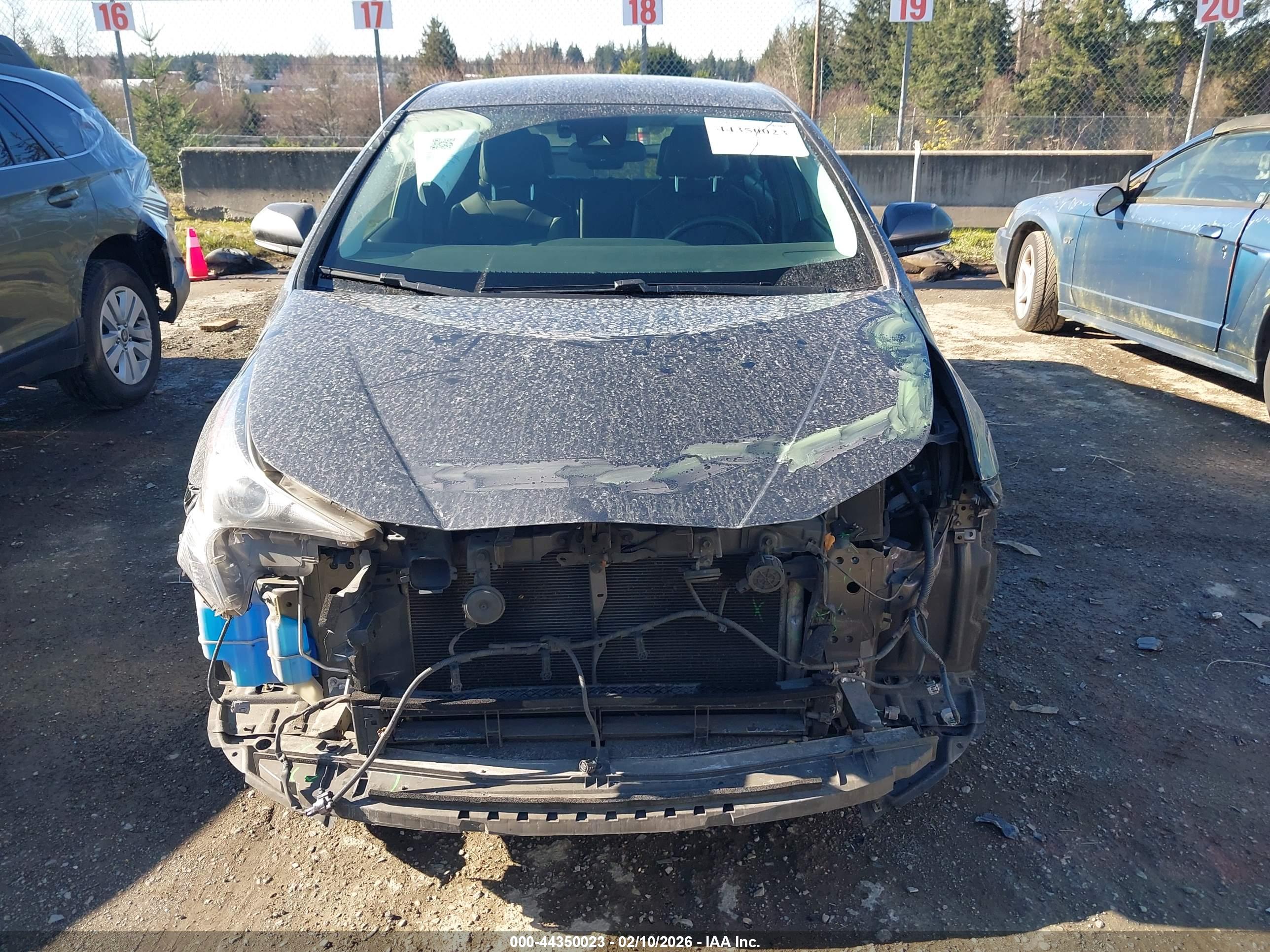 TOYOTA PRIUS image 6