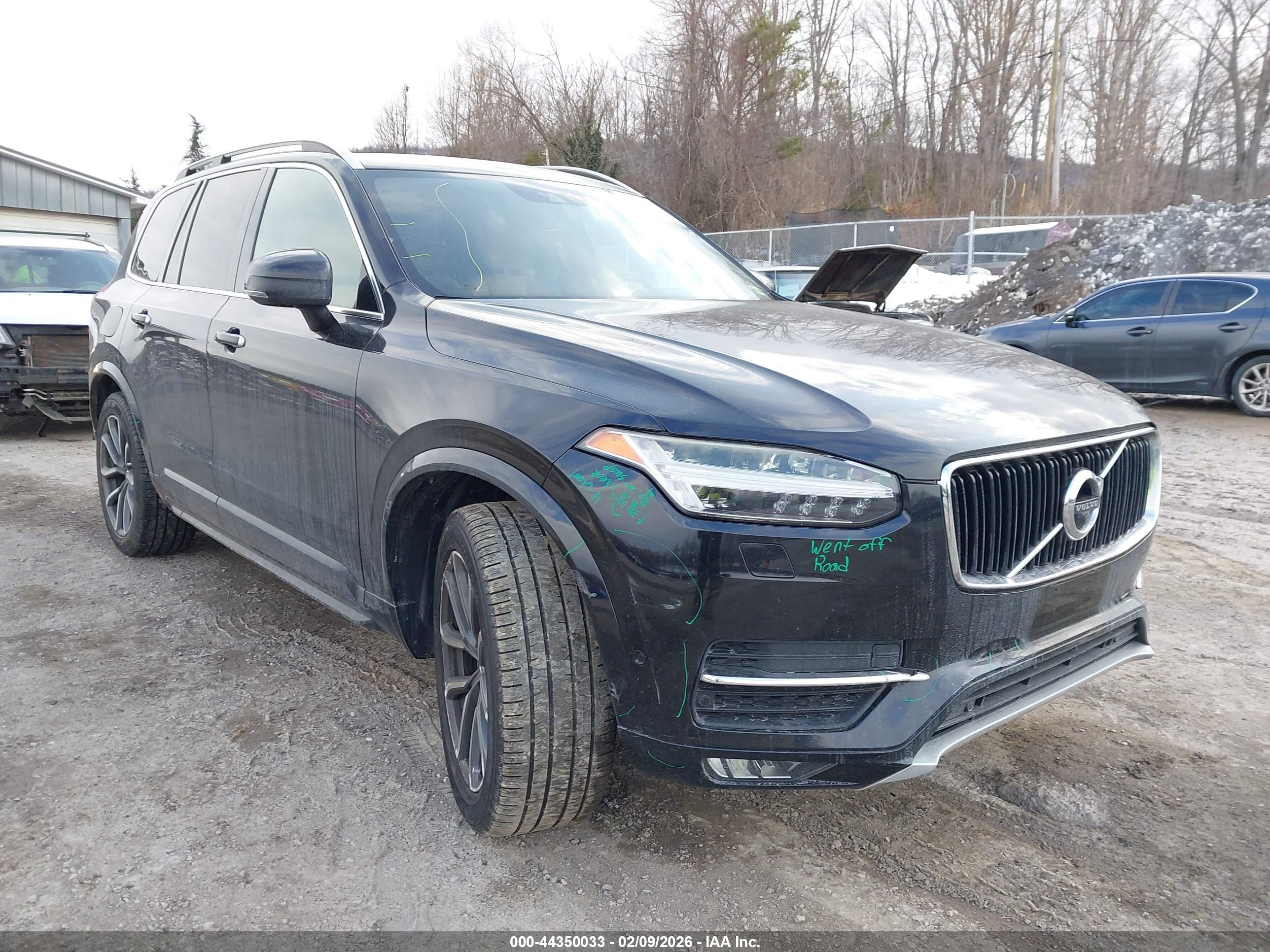 VOLVO XC90 image 6