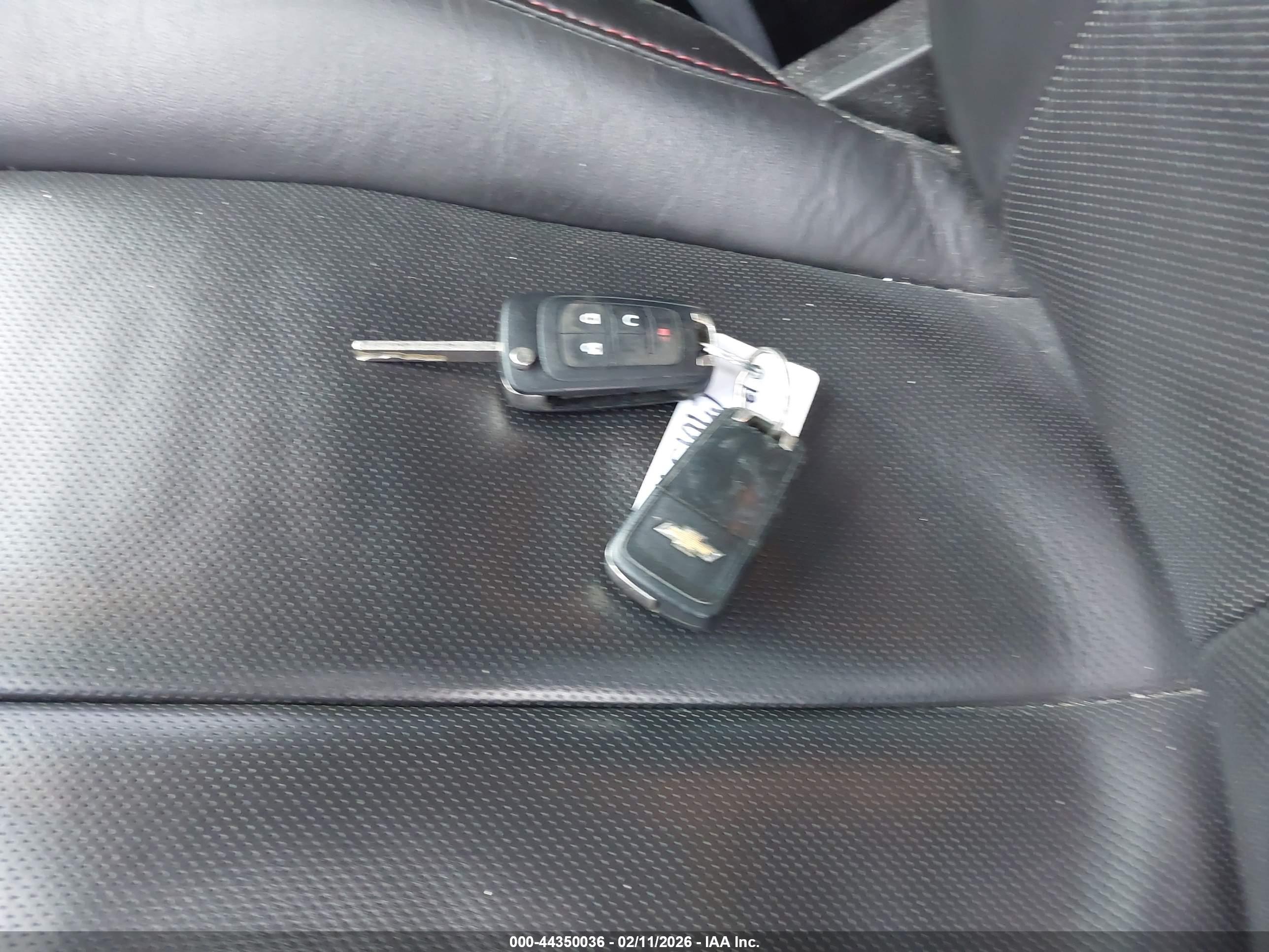 CHEVROLET EQUINOX image 11