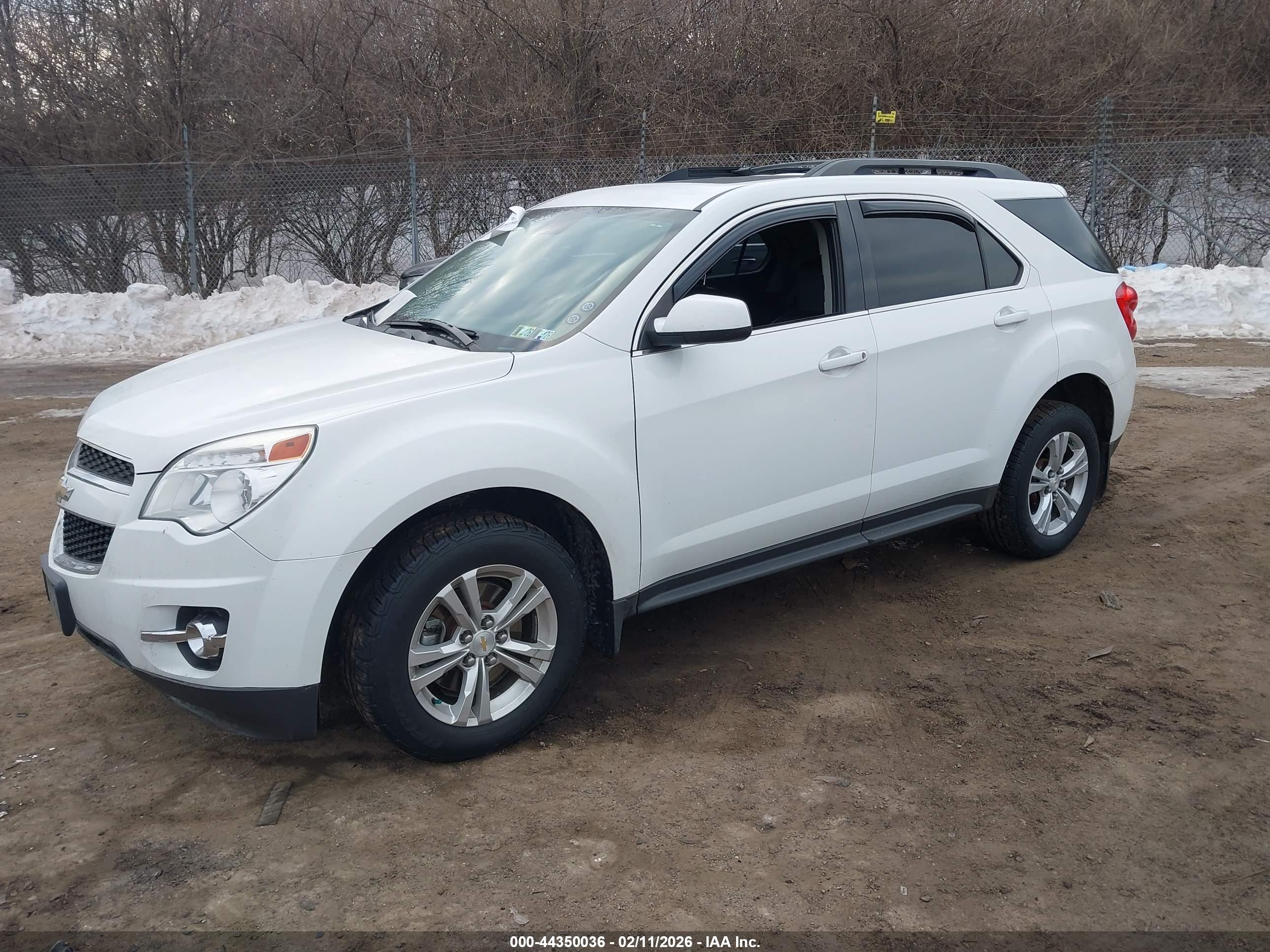 CHEVROLET EQUINOX image 2