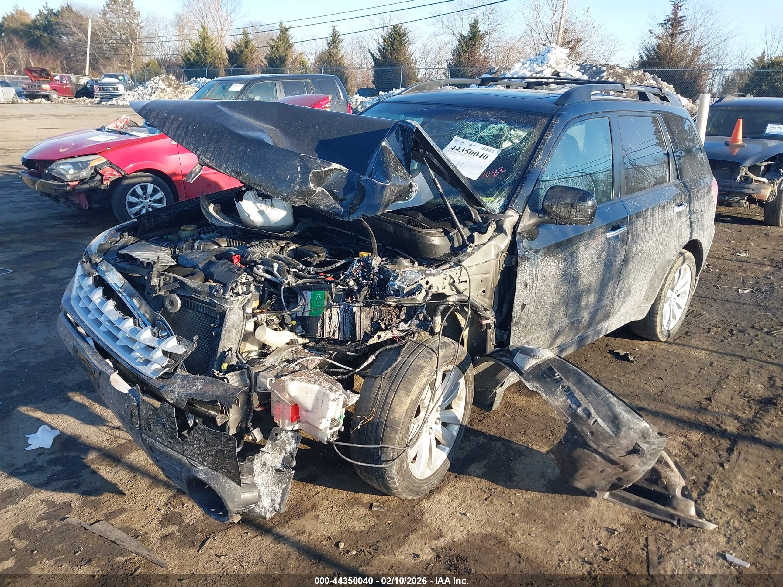 SUBARU FORESTER image 2