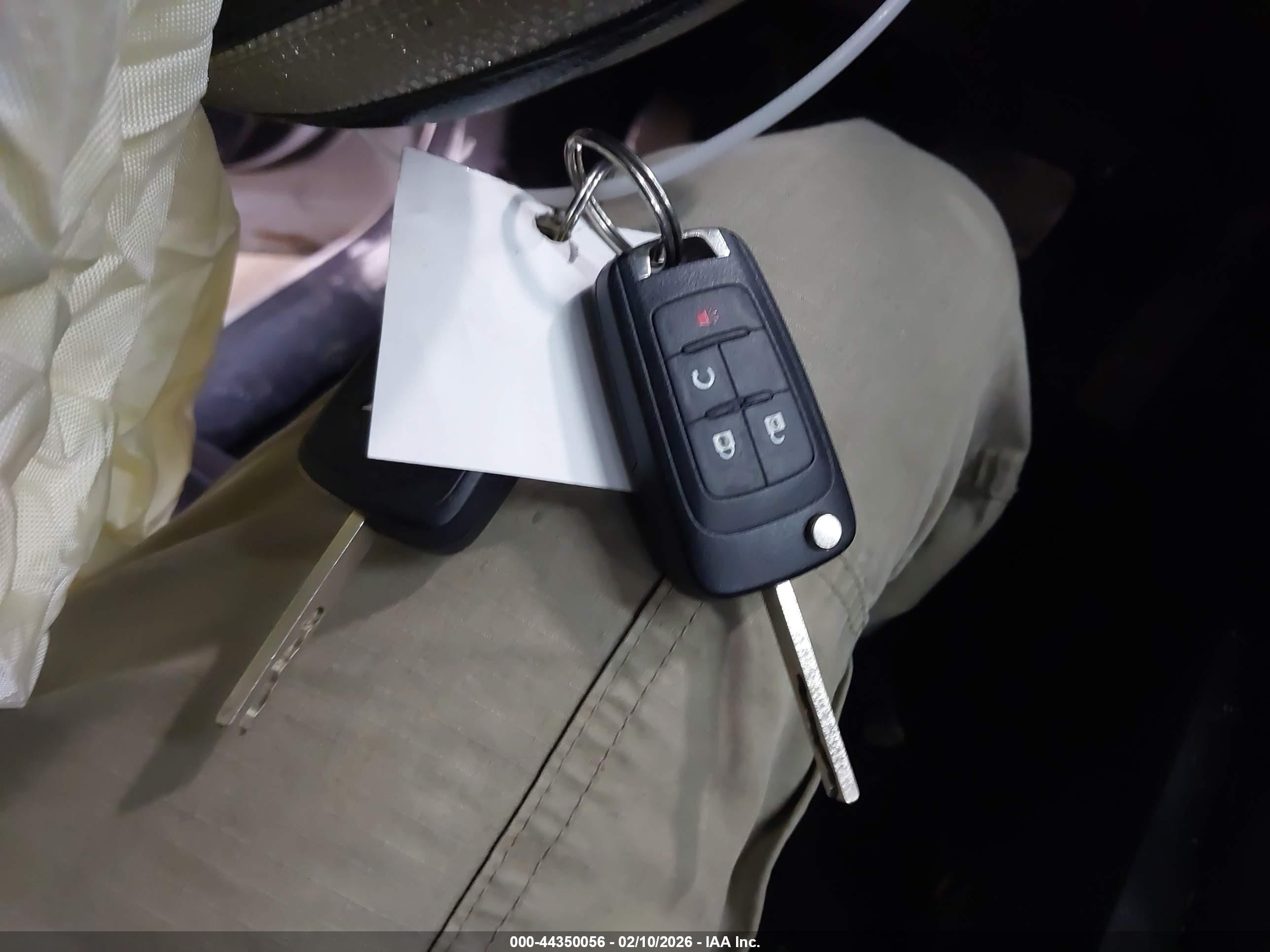 CHEVROLET EQUINOX image 11