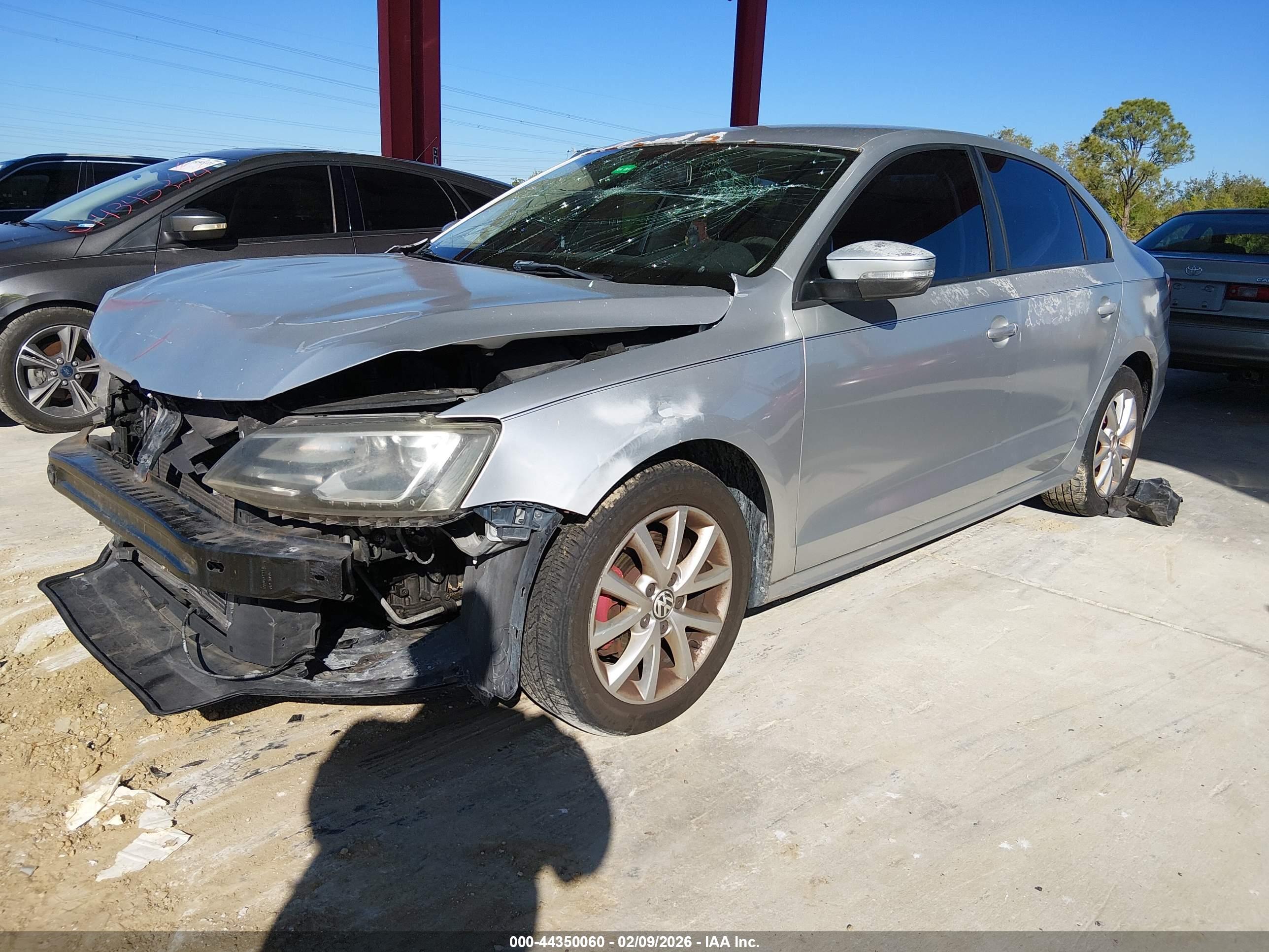 VOLKSWAGEN JETTA image 2