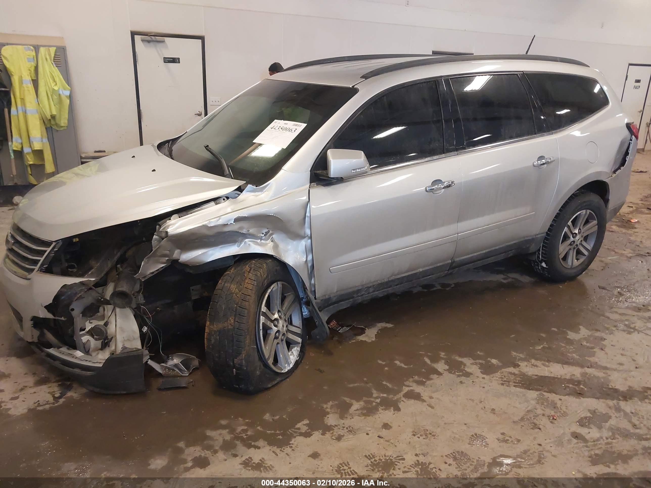 CHEVROLET TRAVERSE image 6