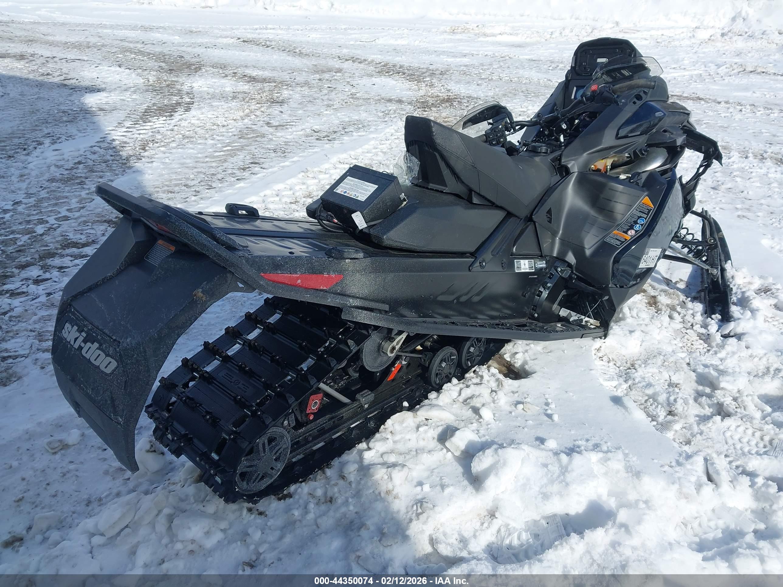 SKI-DOO MXZ image 4
