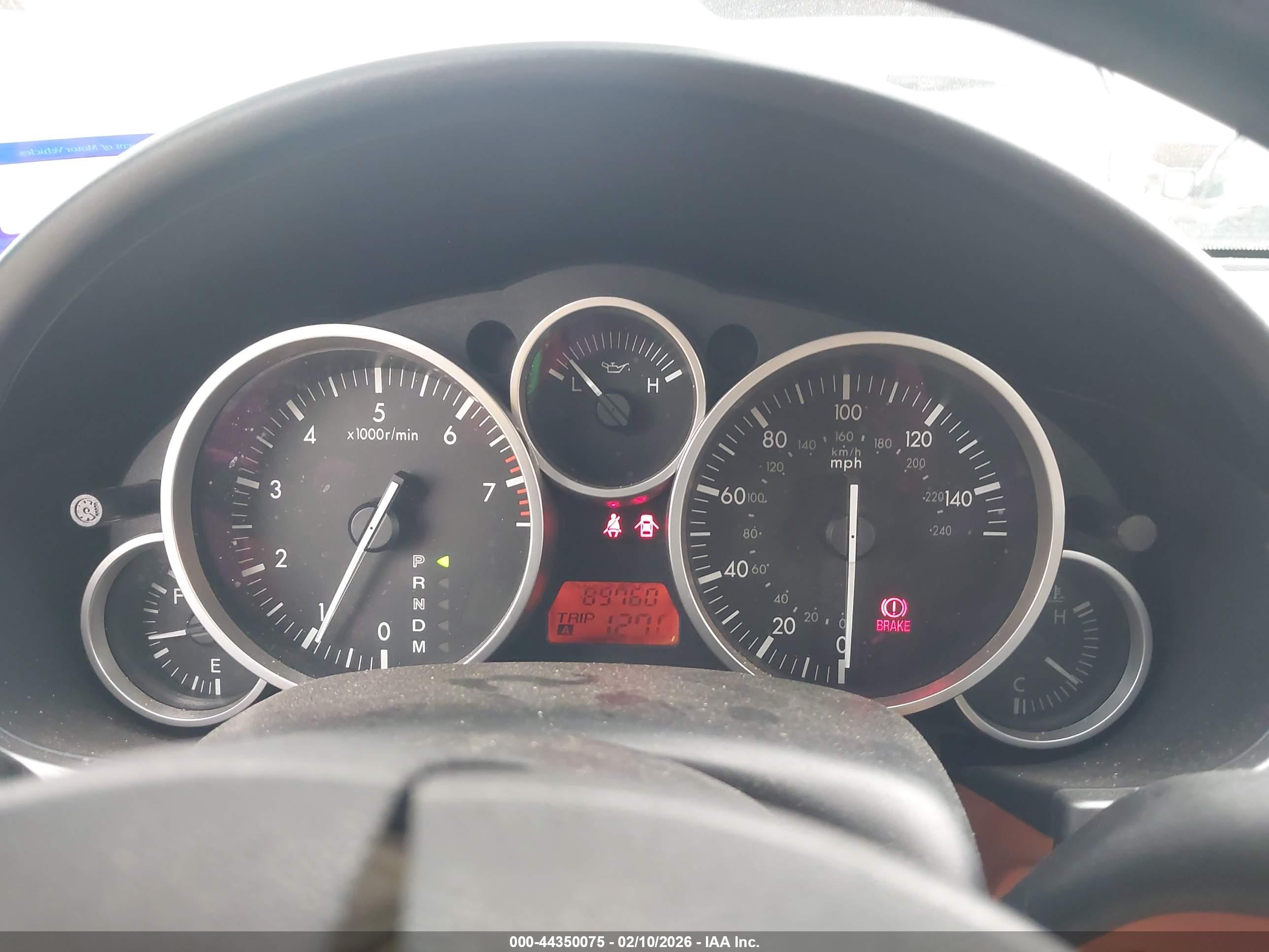 MAZDA MX-5 image 7