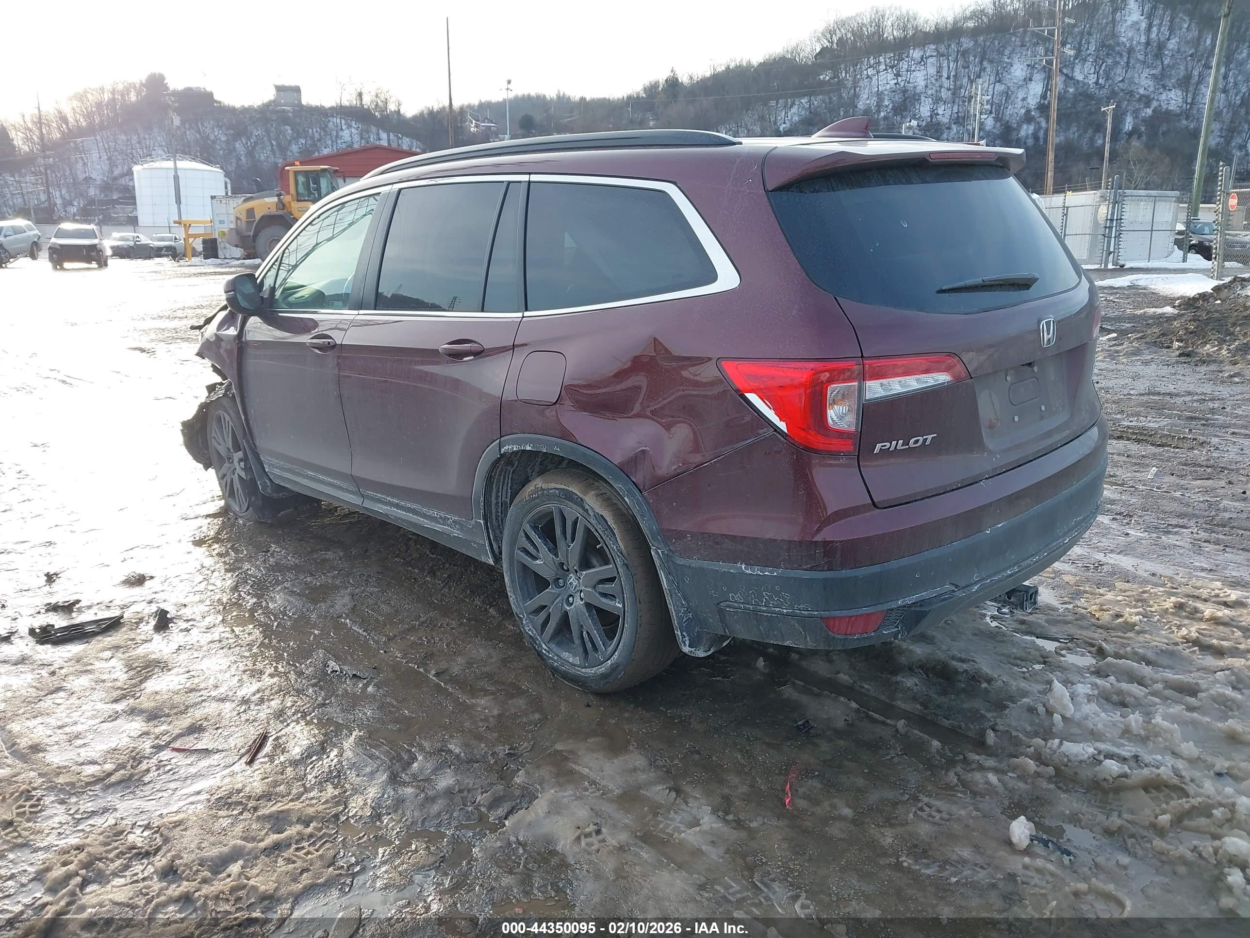 HONDA PILOT image 3