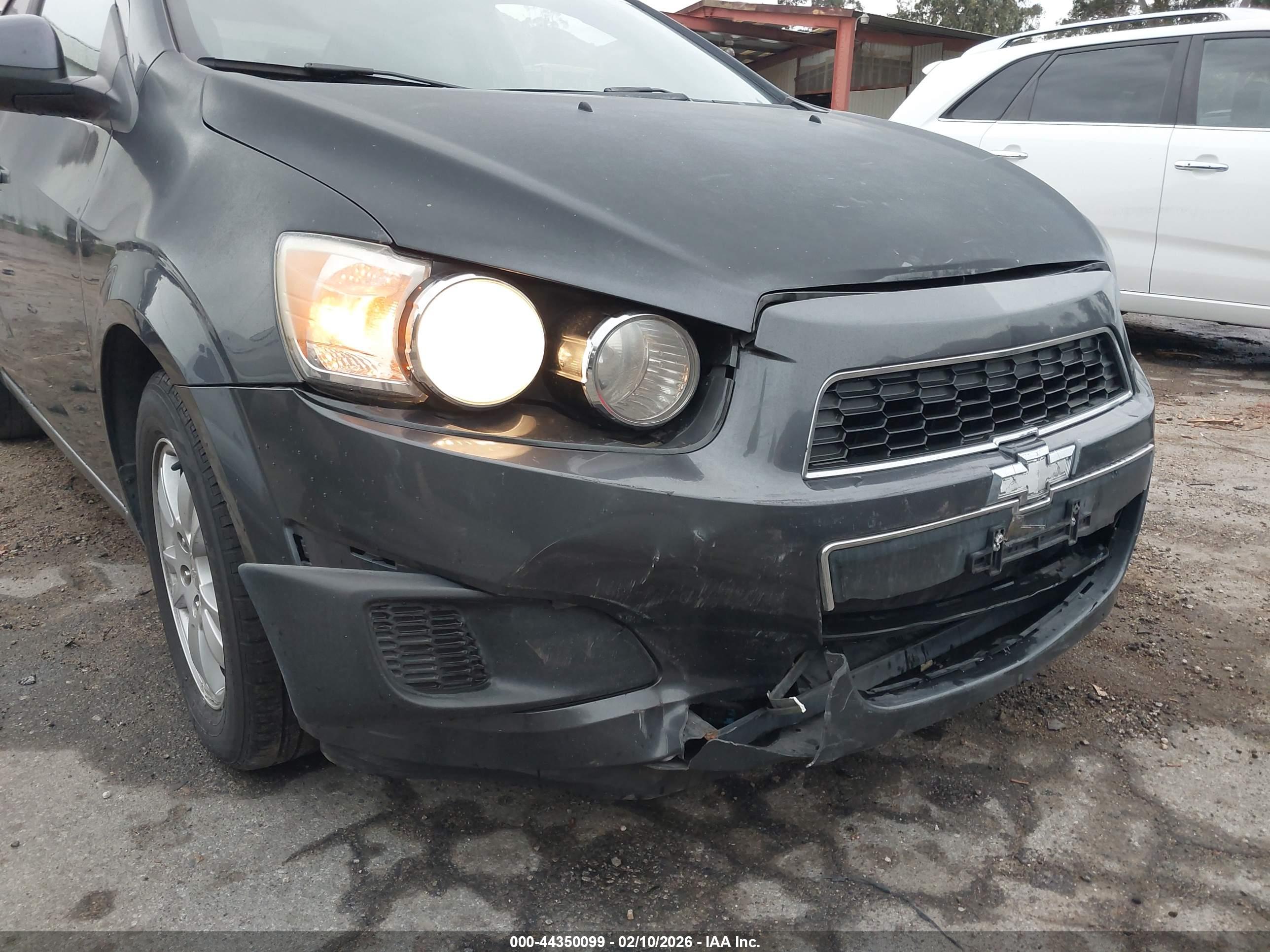 CHEVROLET SONIC image 6