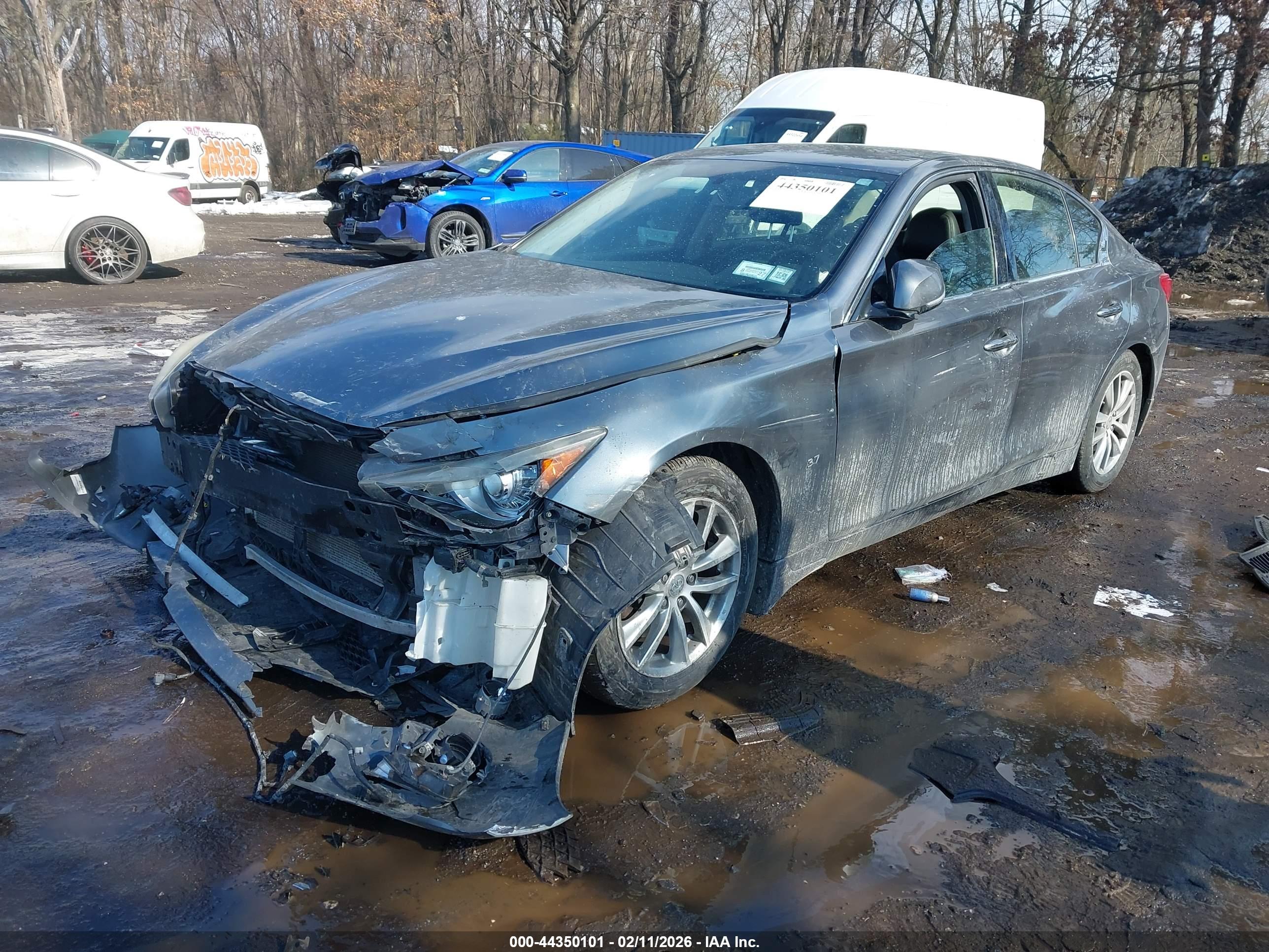 INFINITI Q50 image 2