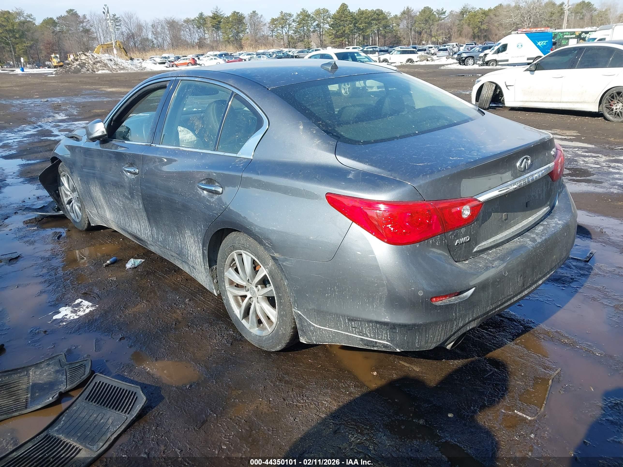 INFINITI Q50 image 3