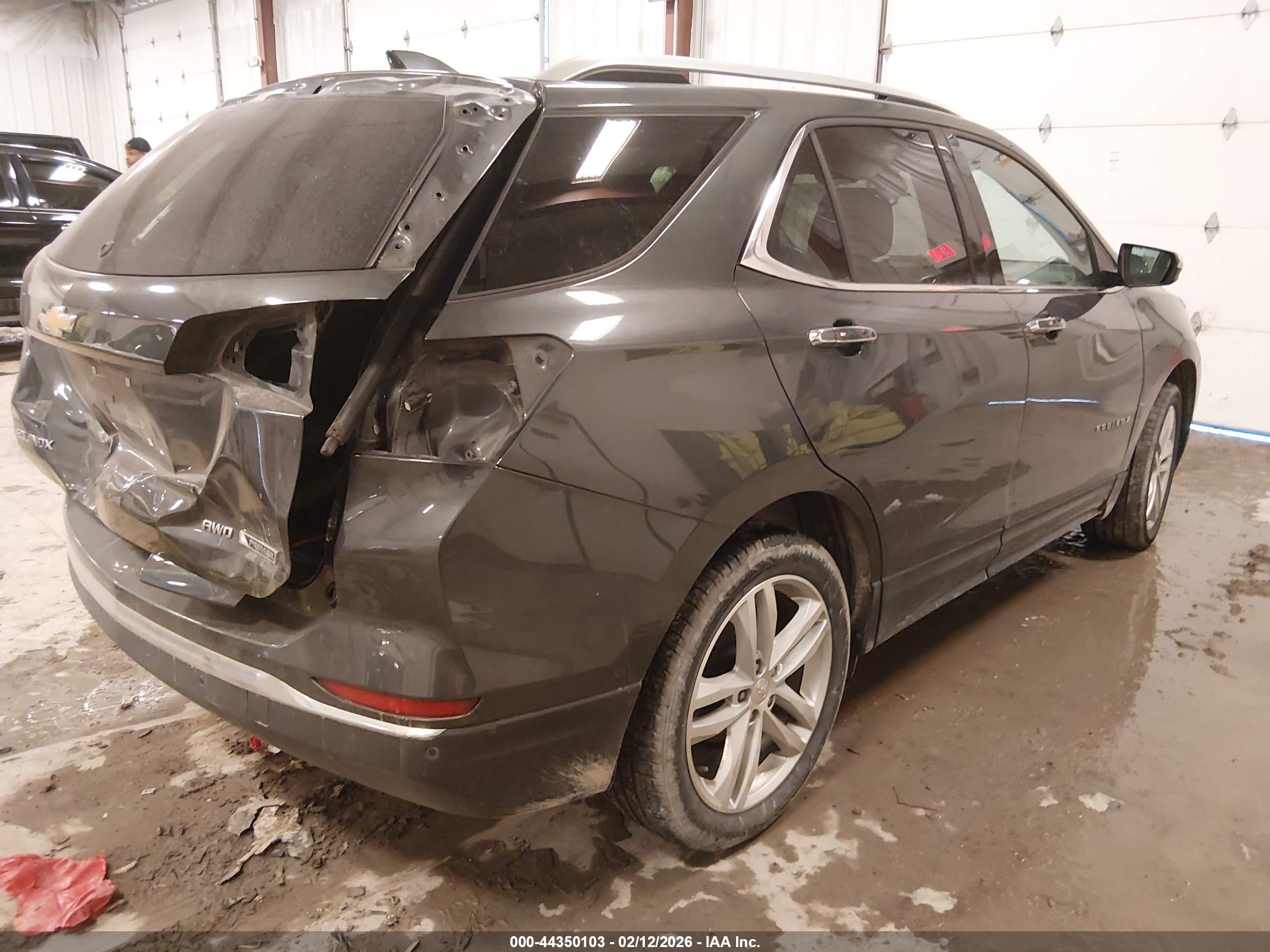 CHEVROLET EQUINOX image 4