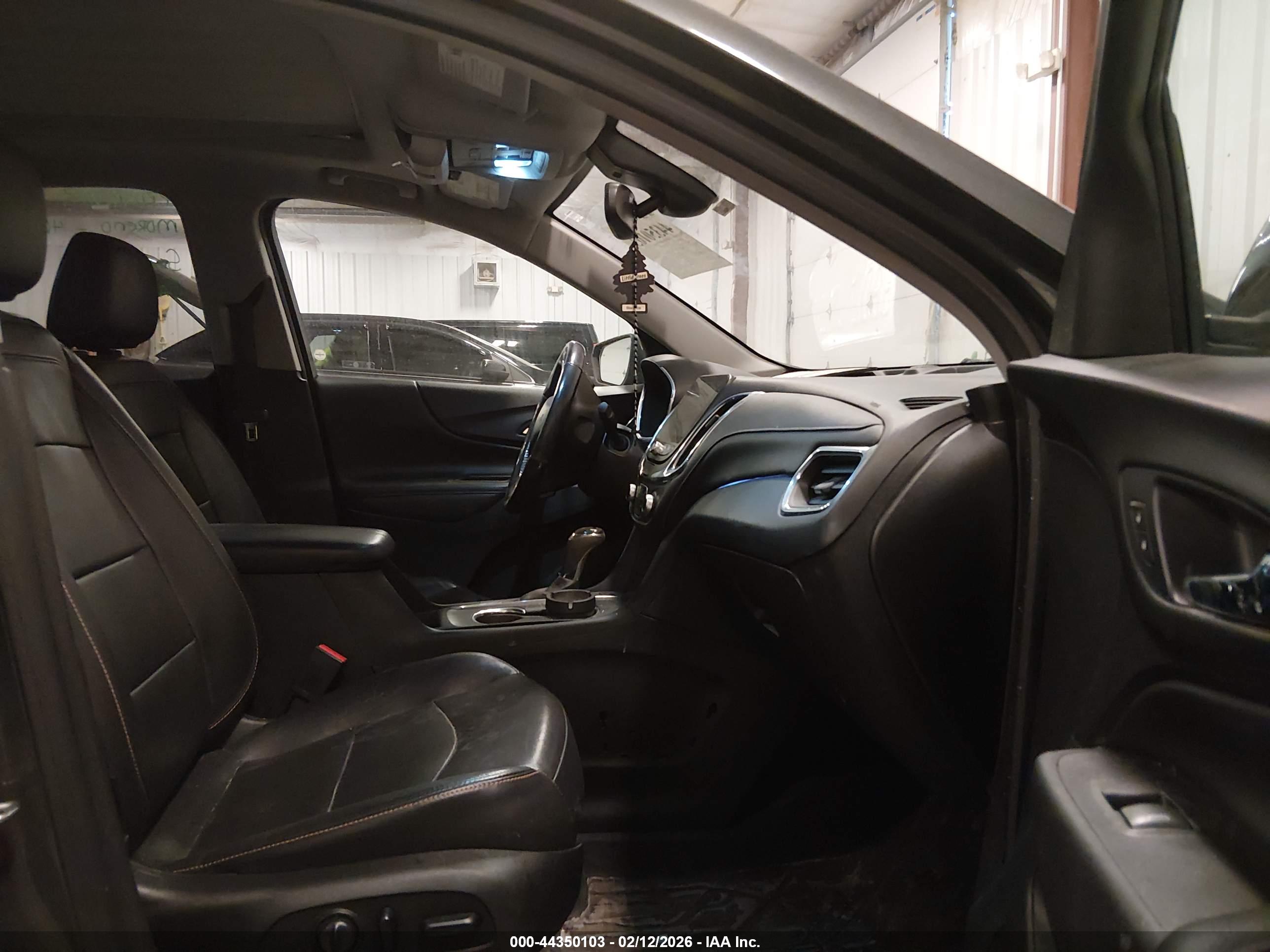 CHEVROLET EQUINOX image 5