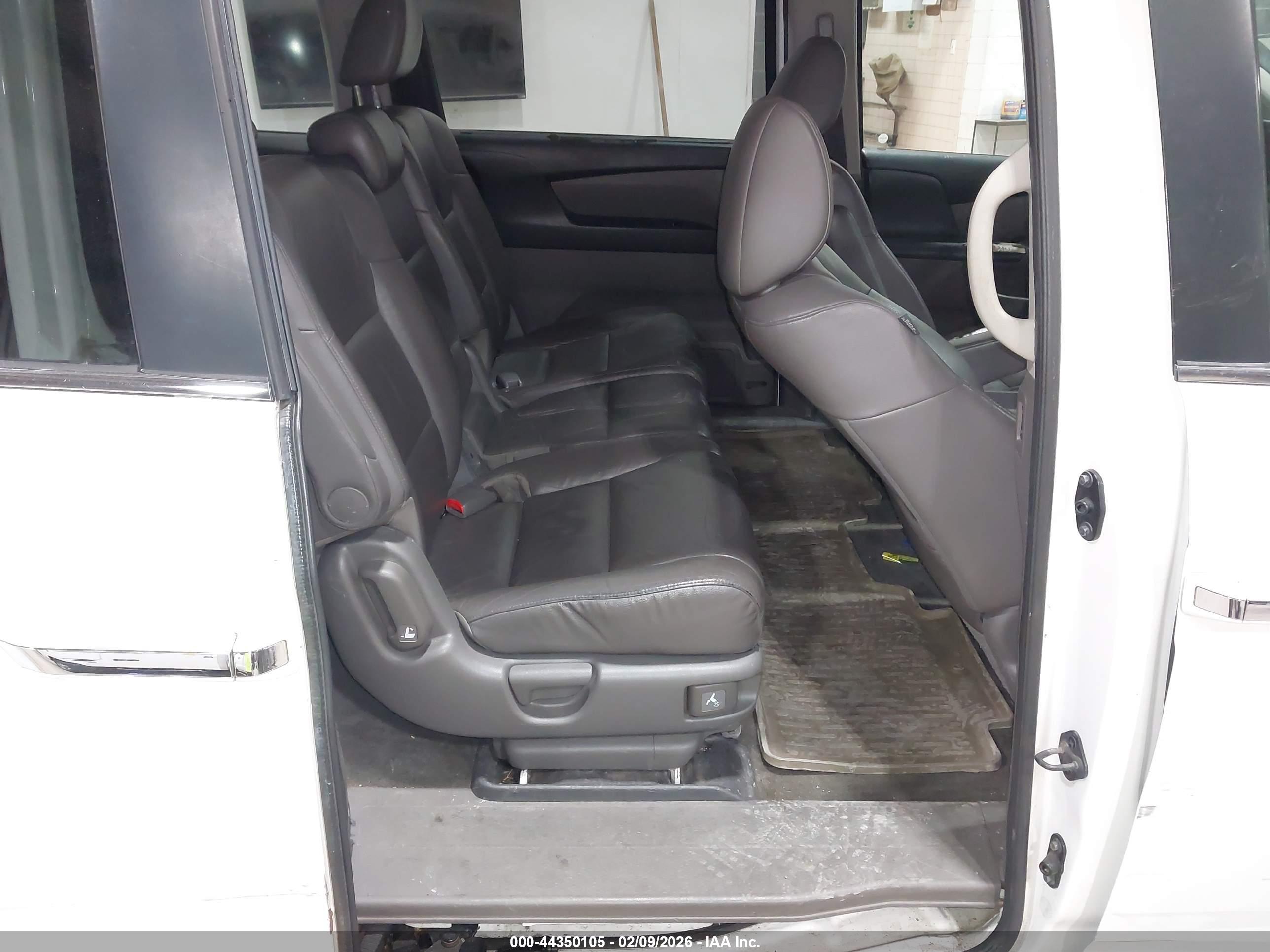 HONDA ODYSSEY image 8