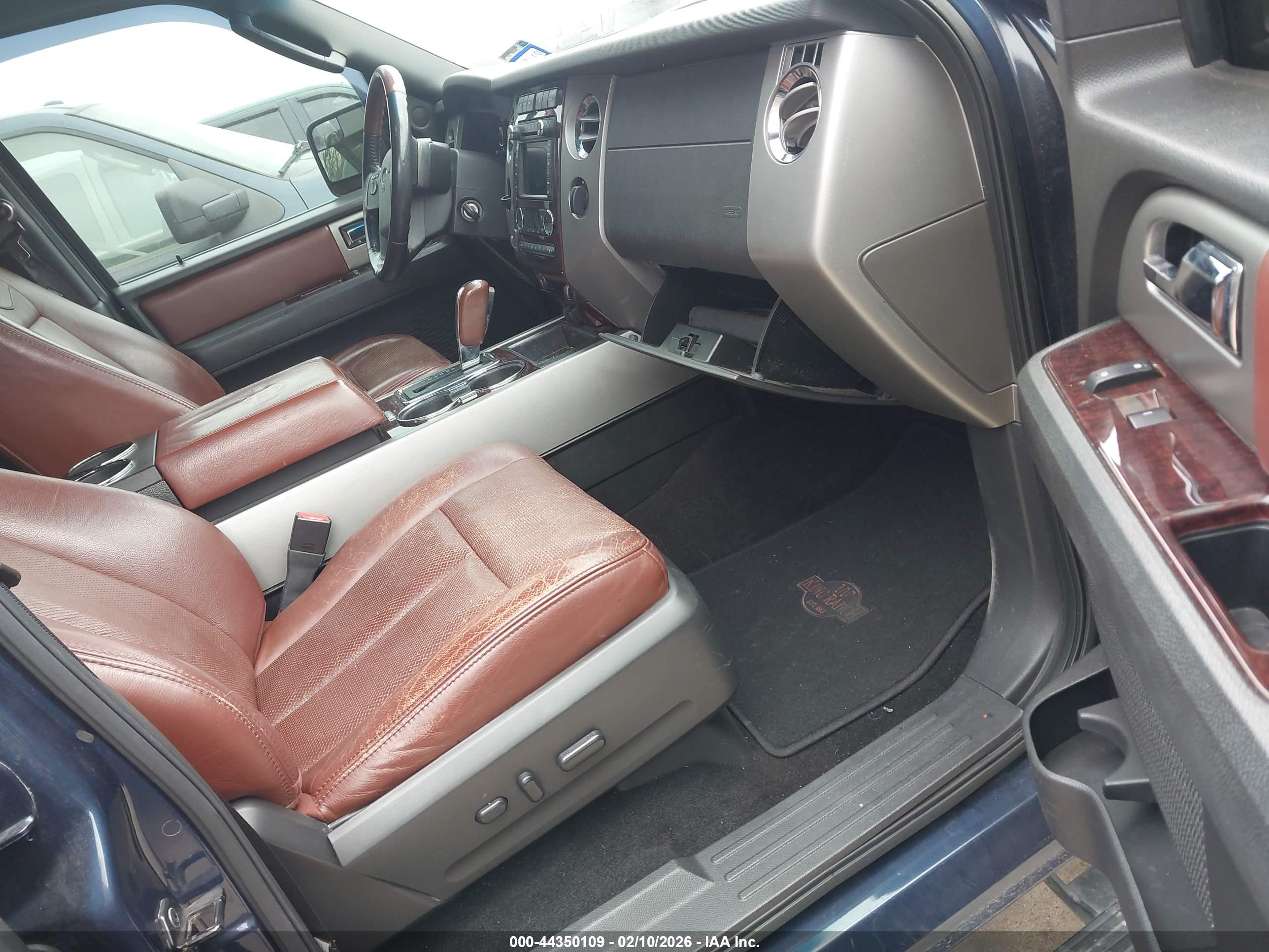 FORD EXPEDITION image 5