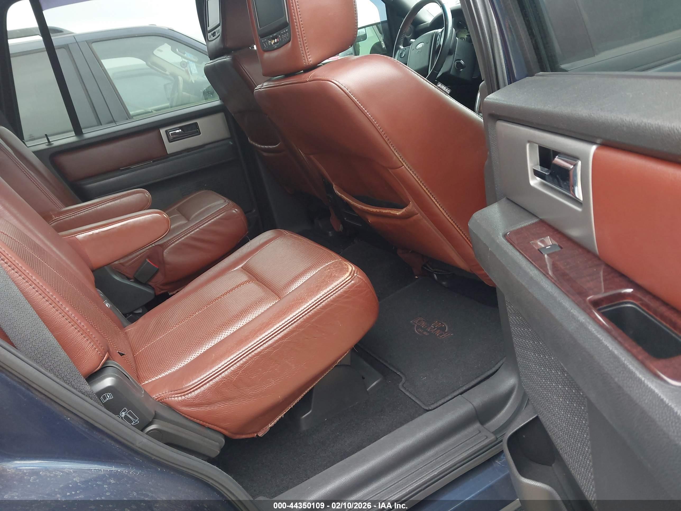 FORD EXPEDITION image 8