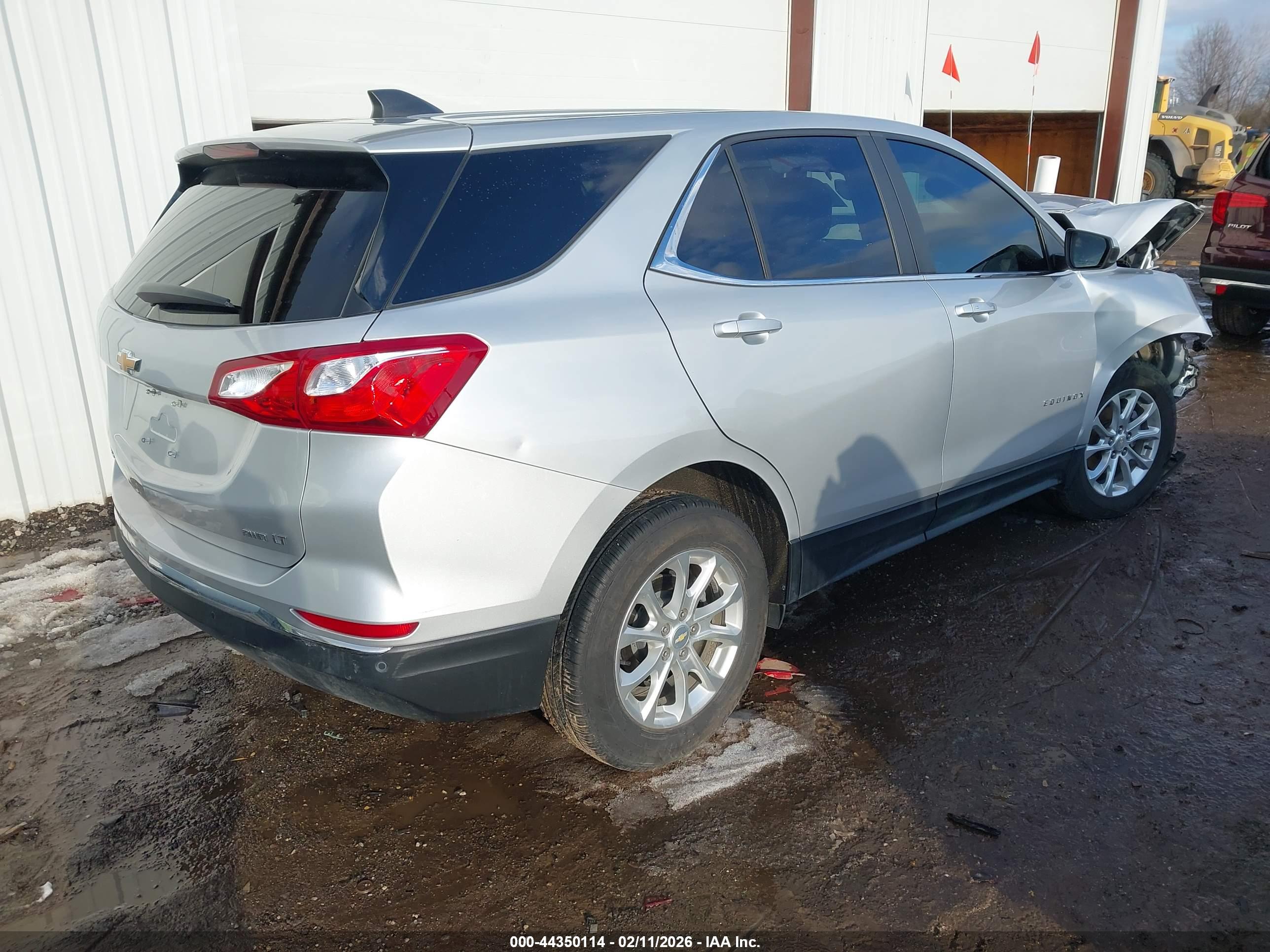 CHEVROLET EQUINOX image 4