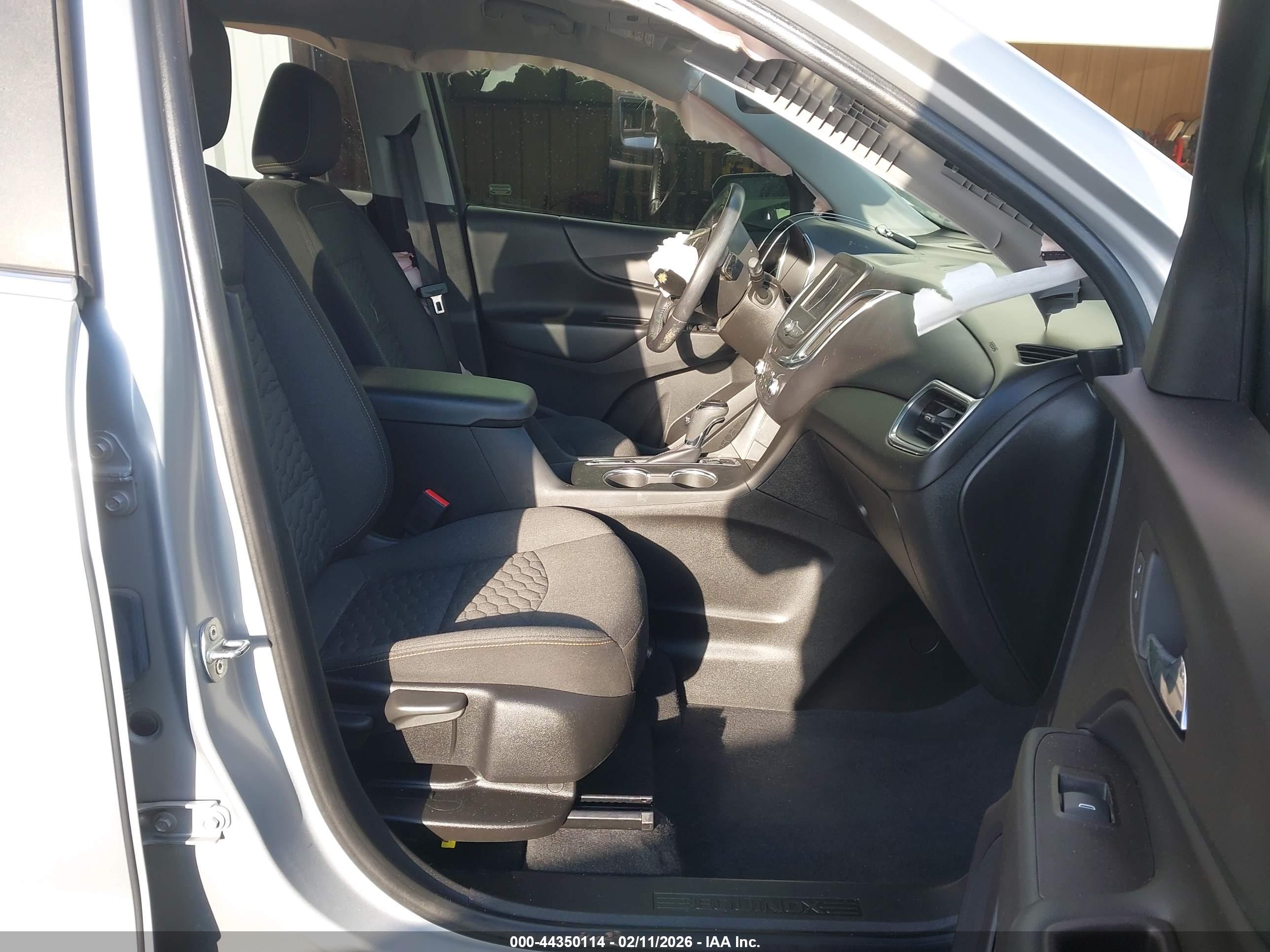 CHEVROLET EQUINOX image 5