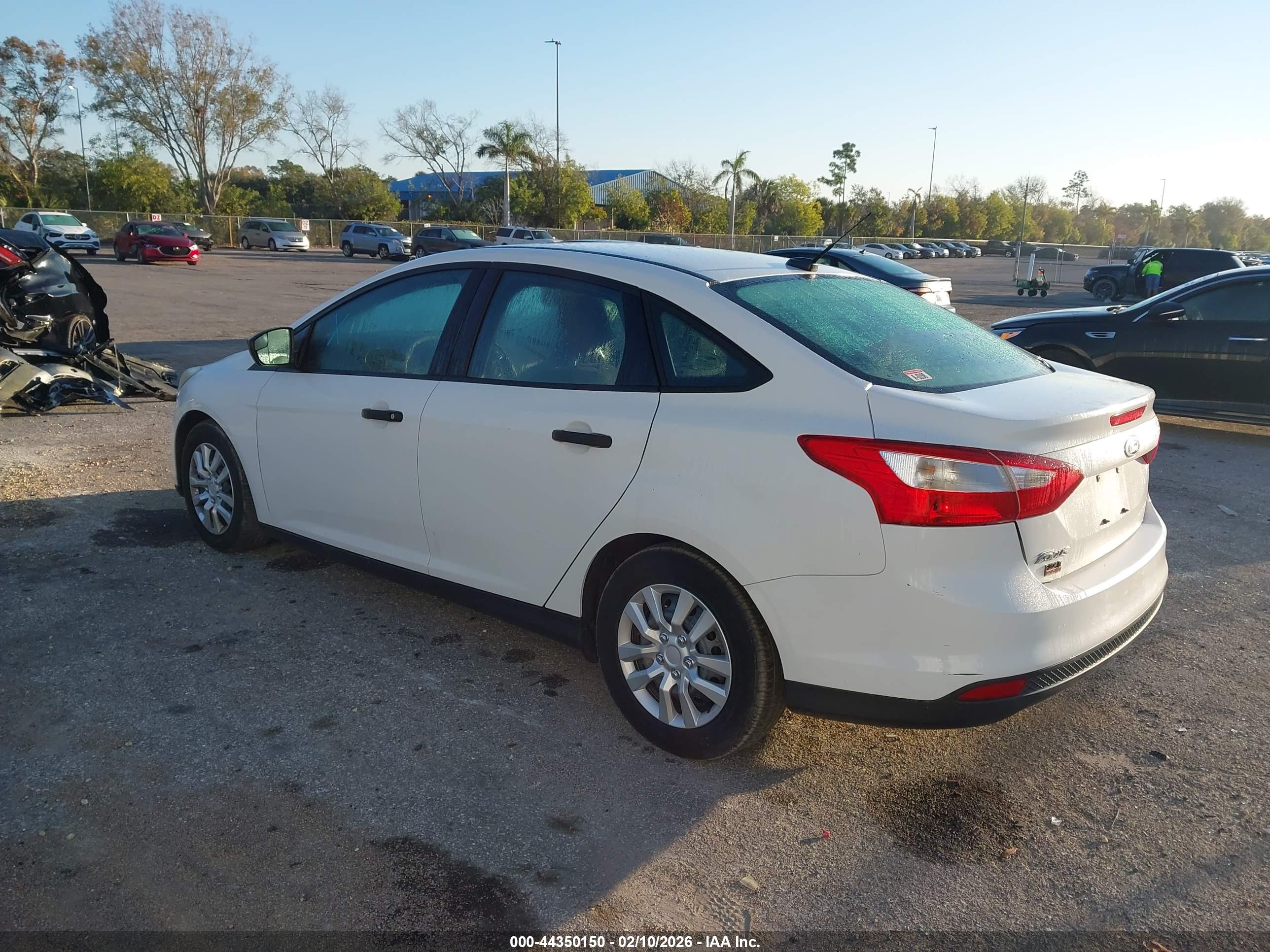 FORD FOCUS image 3
