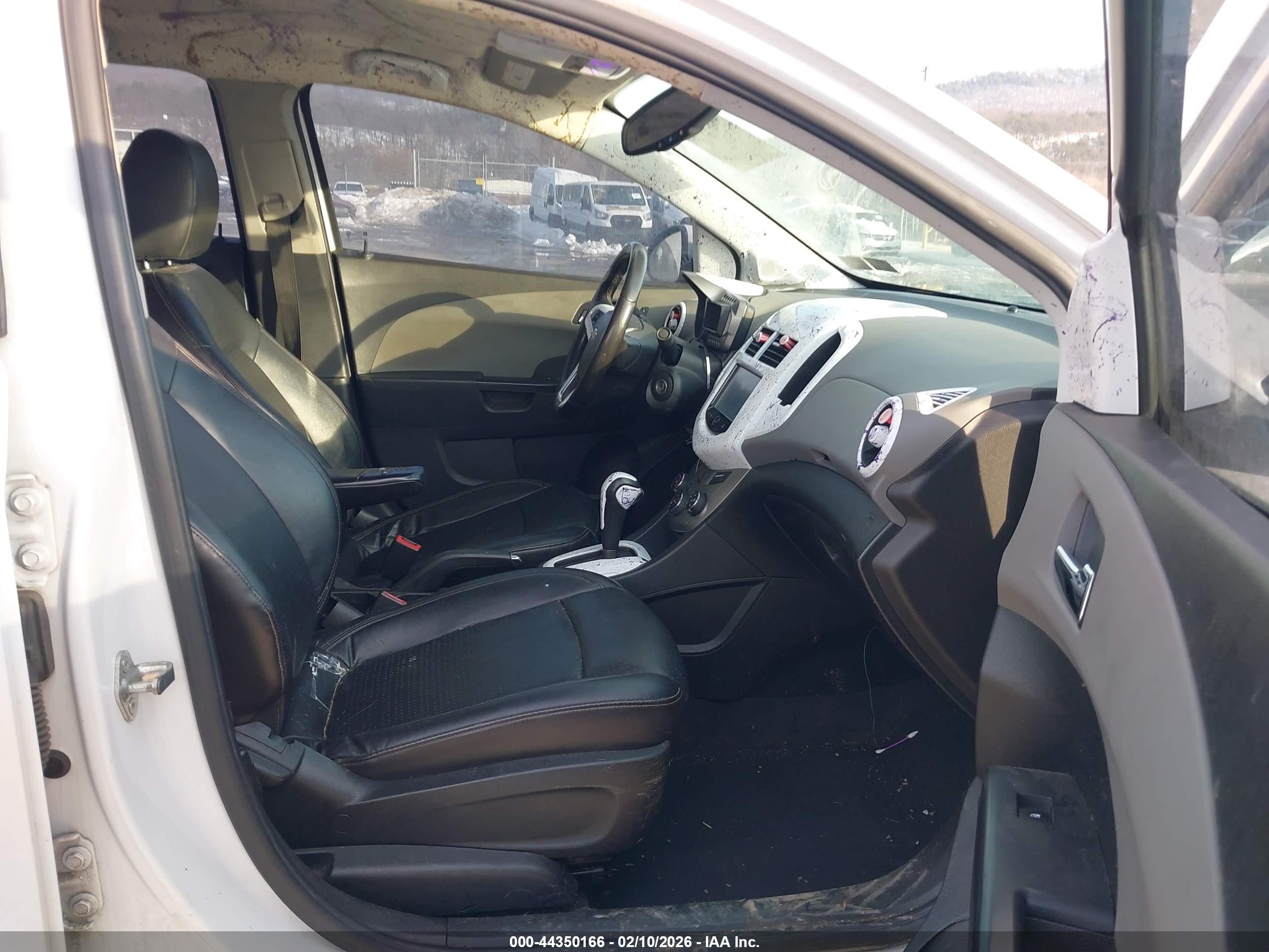 CHEVROLET SONIC image 5