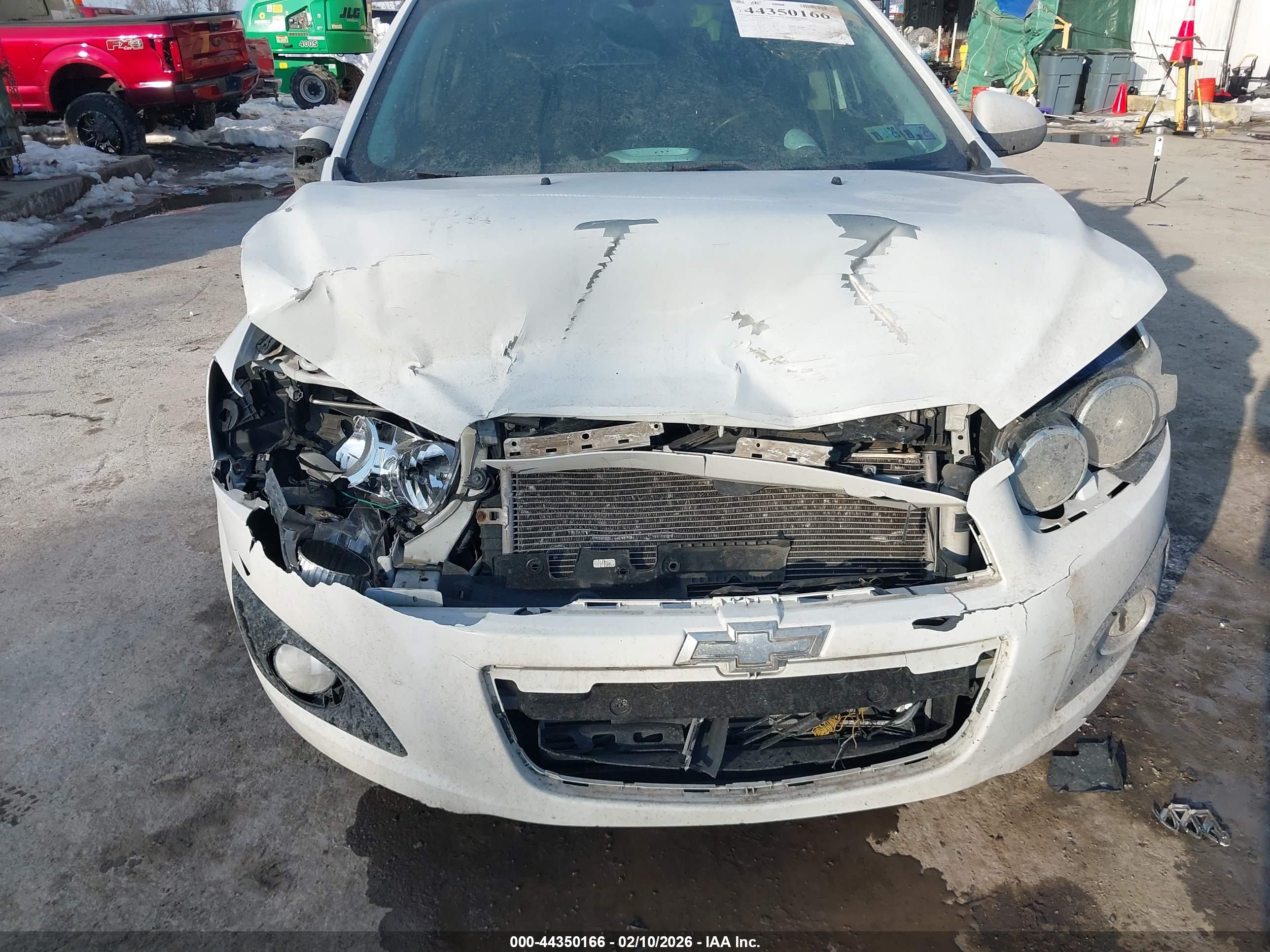 CHEVROLET SONIC image 6