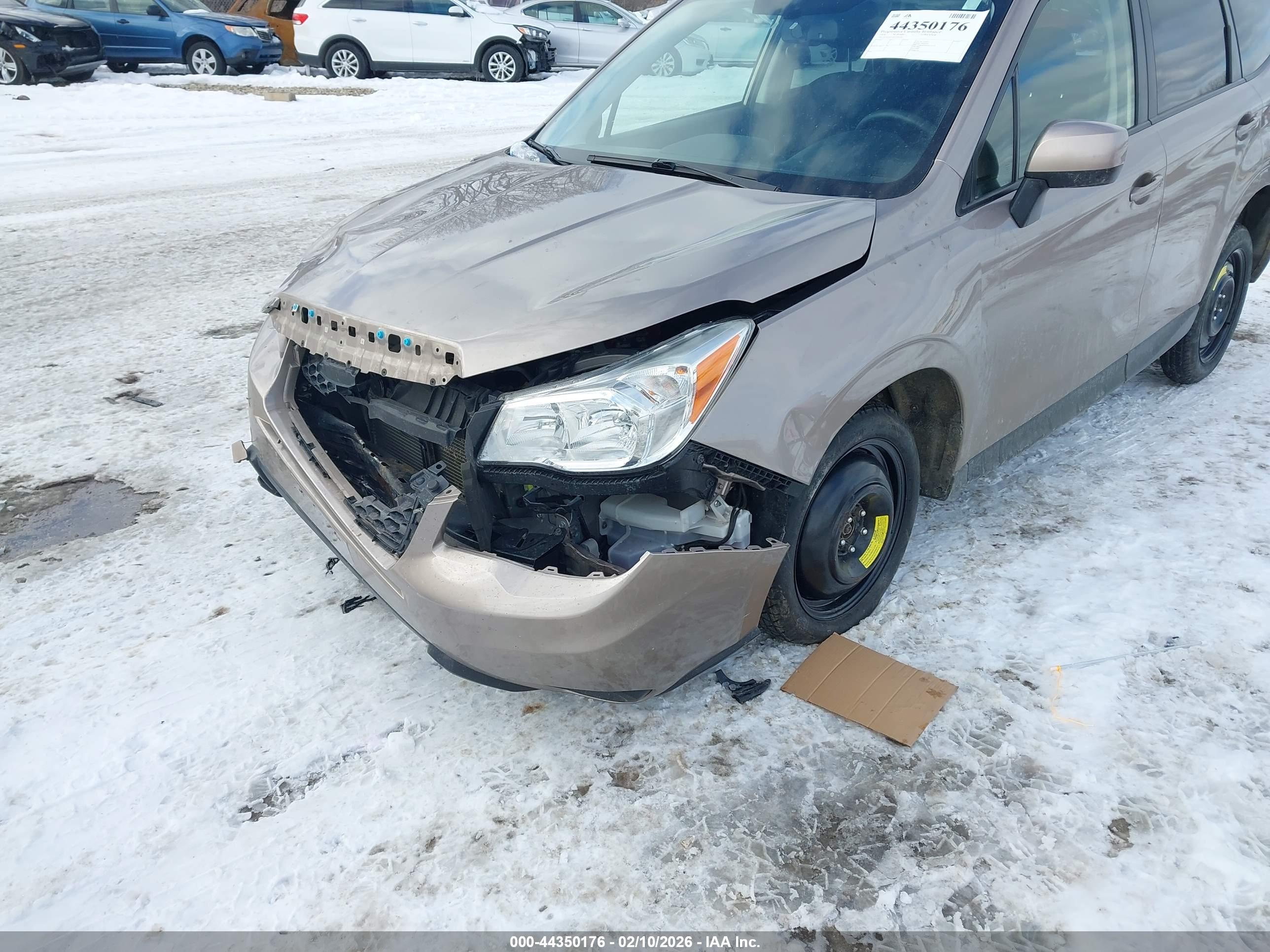 SUBARU FORESTER image 6