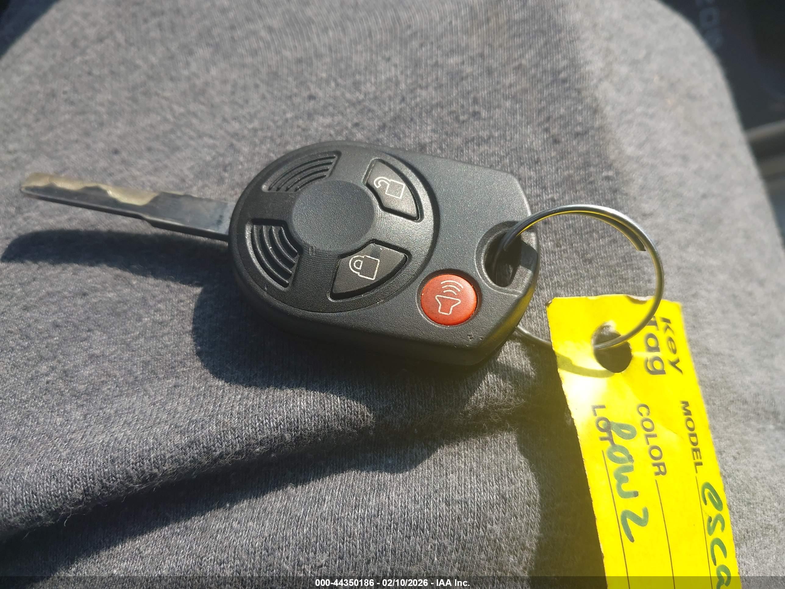 FORD ESCAPE image 11