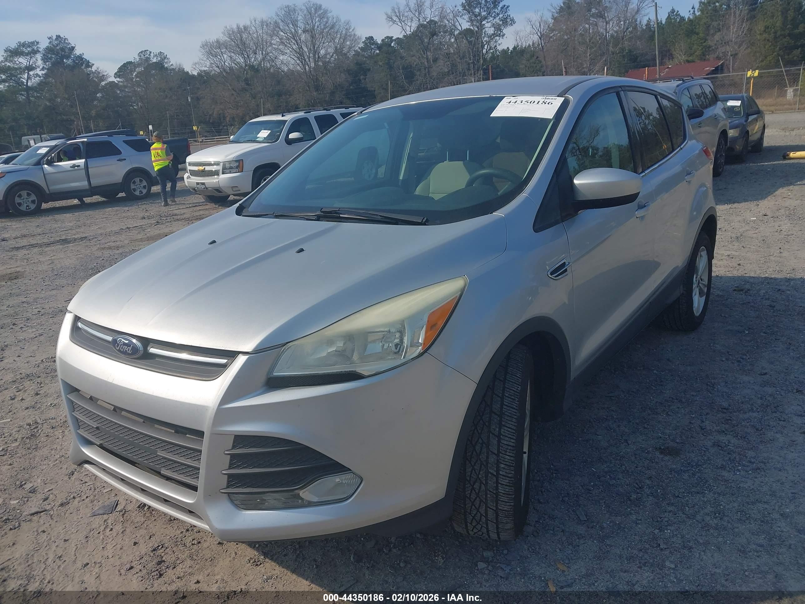 FORD ESCAPE image 6
