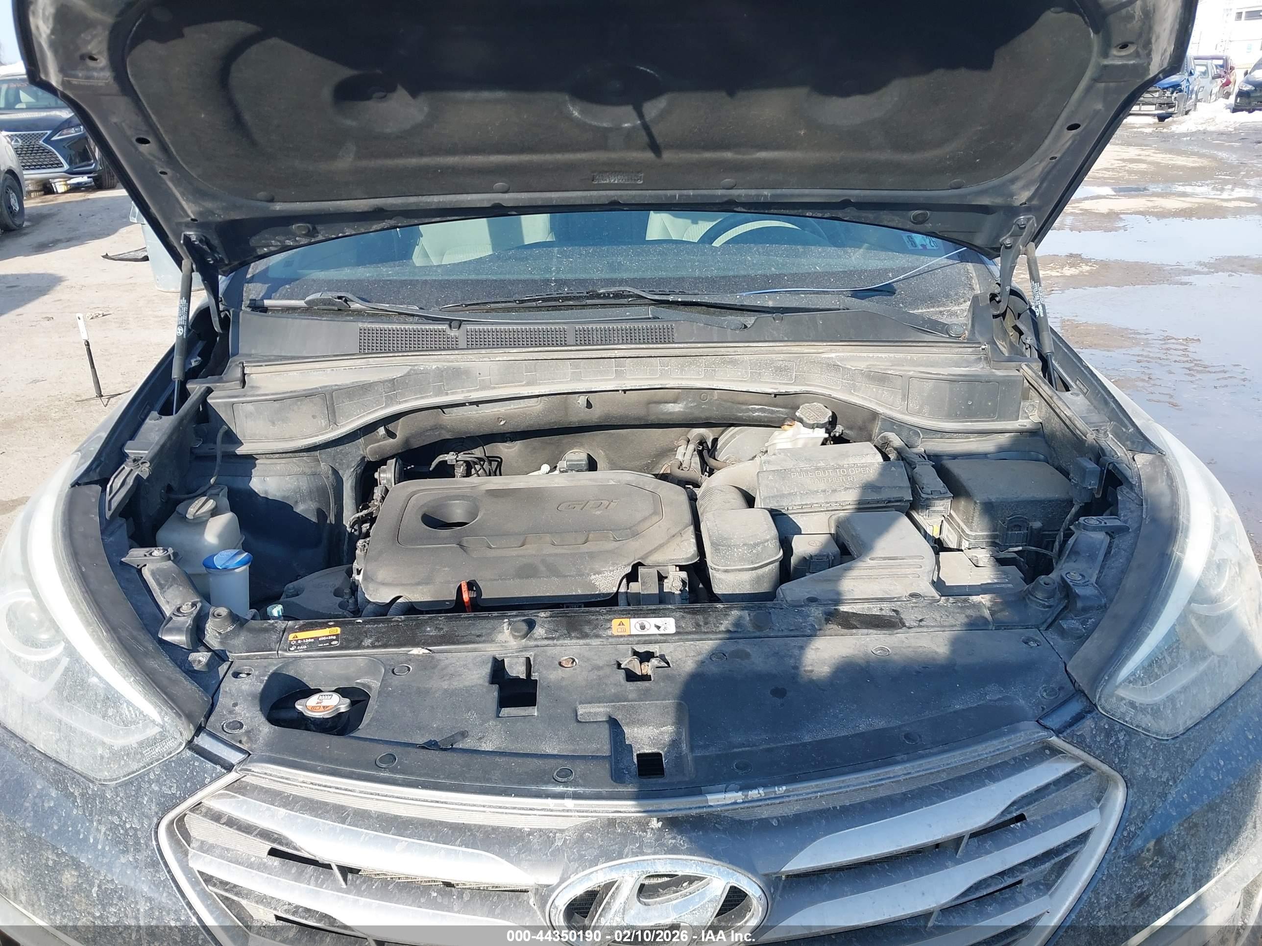 HYUNDAI SANTA image 10